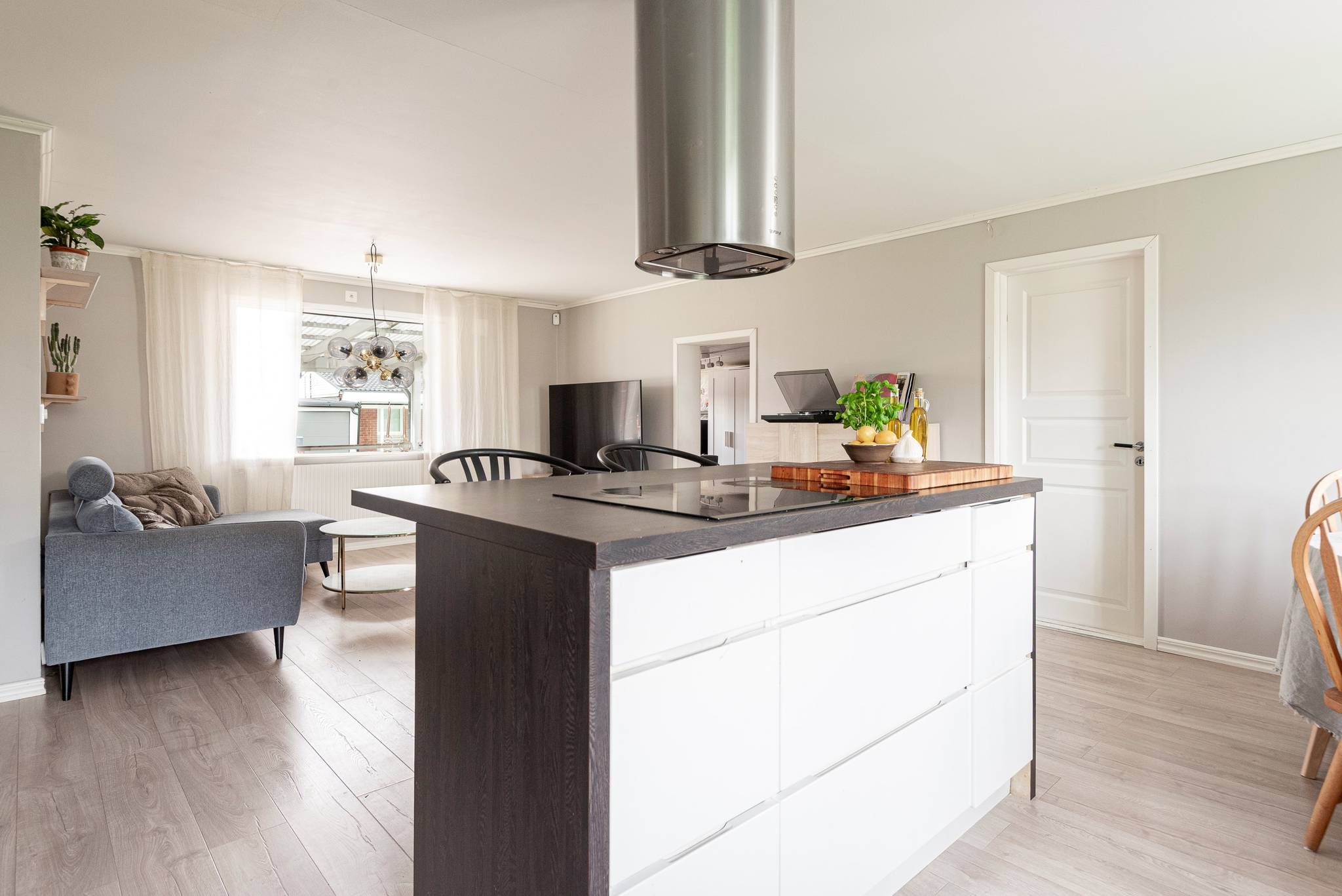 4 rum Villa på Hedensbergsgatan 12 Nordanby Västerås kommun - bild 9