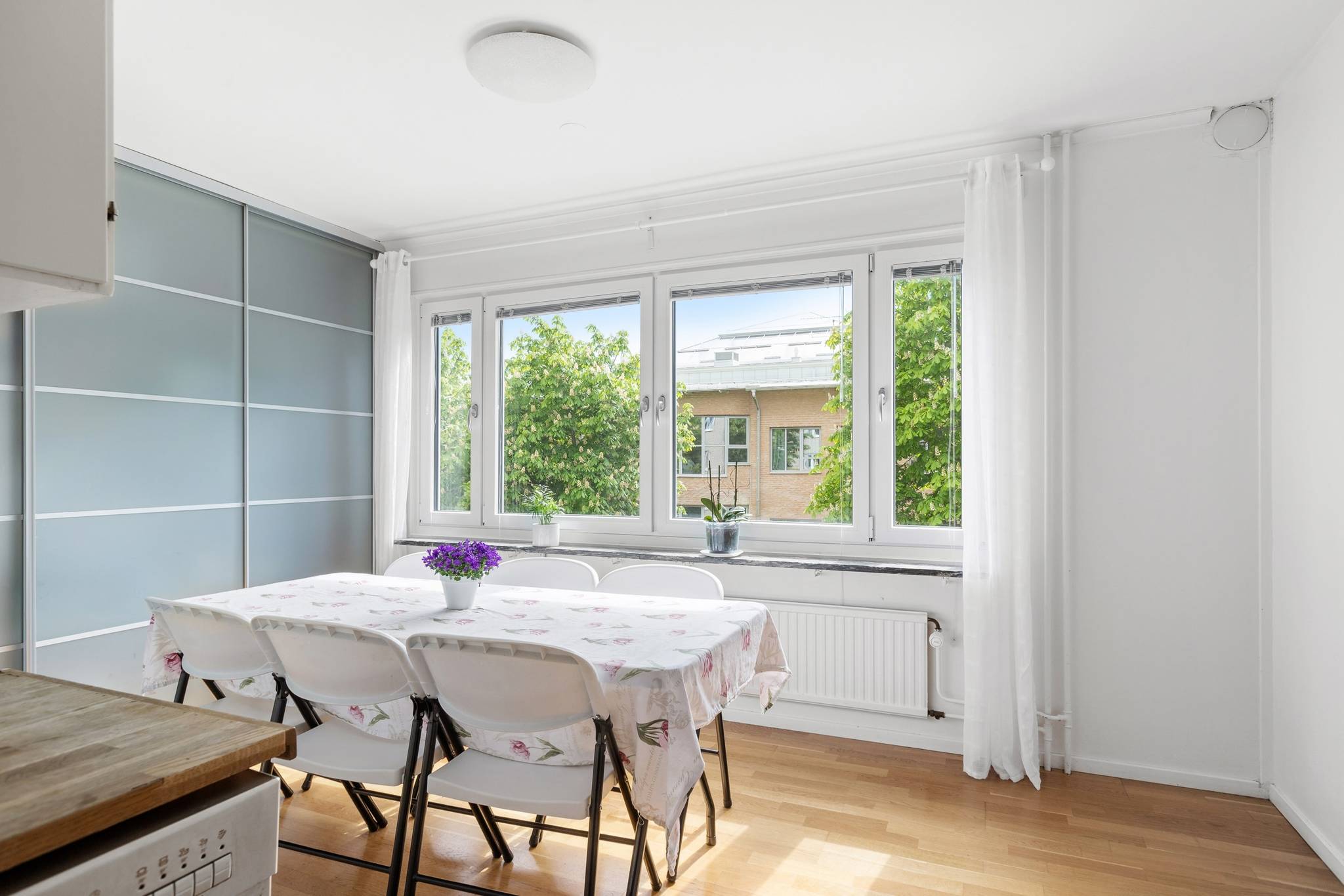 5 rum lägenhet på Sotingeplan 28 Tensta, Stockholms kommun - bild 3