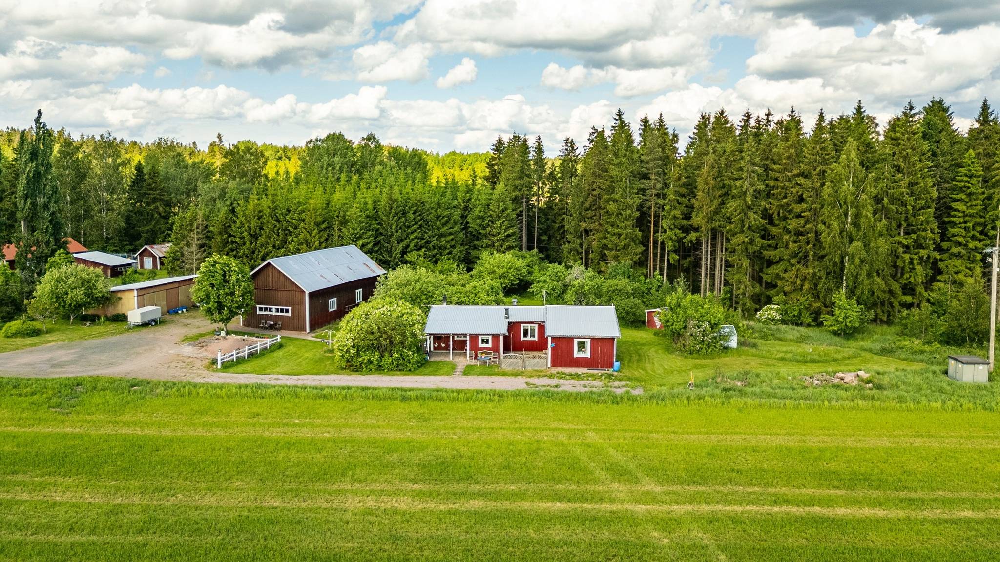 4 rum Gård med jordbruk på Abrahamsryd Hagbäck 2 Tibro Tibro kommun - bild 9