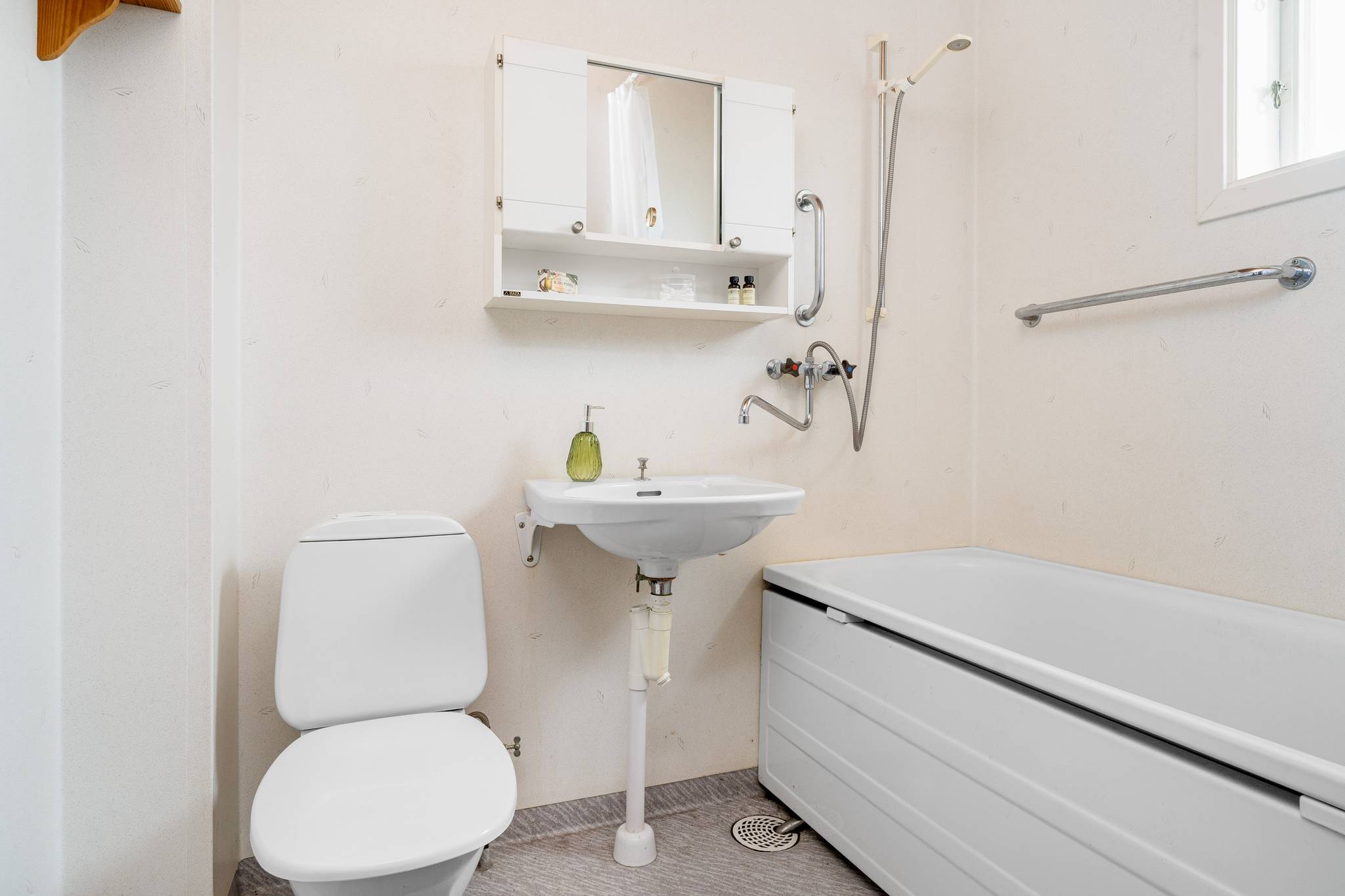 5 rum Villa på Prästgårdsvägen 5 Åtorp Degerfors kommun - bild 6