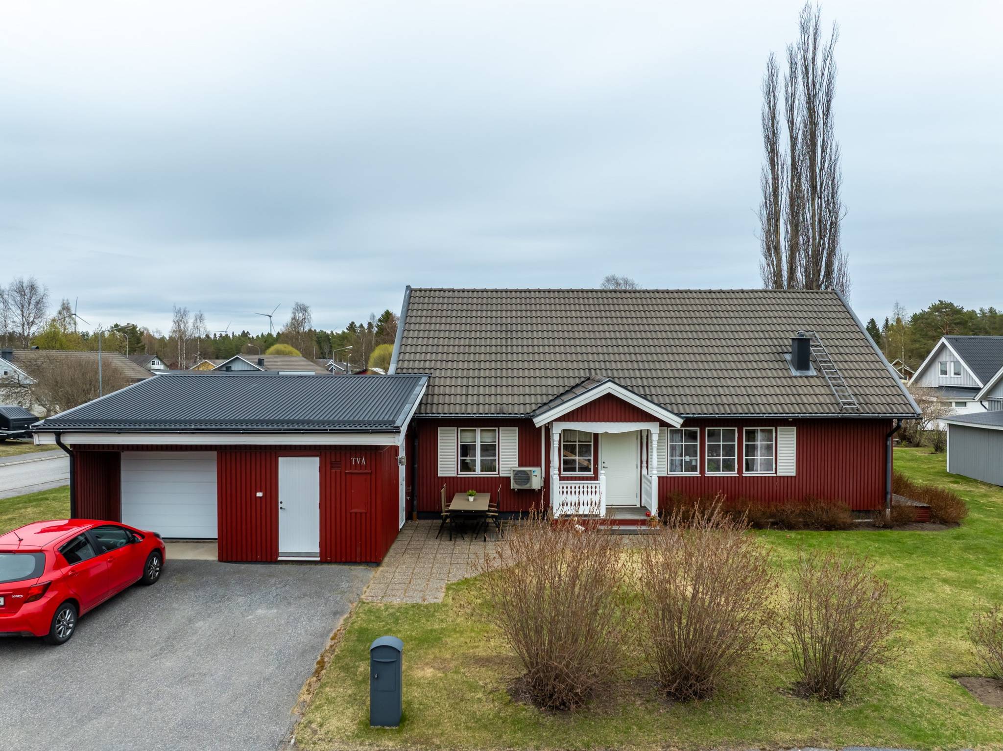 villa pĂ„ ĂngsvĂ€gen 2 Hörnefors, UmeĂ„ kommun - bild 1