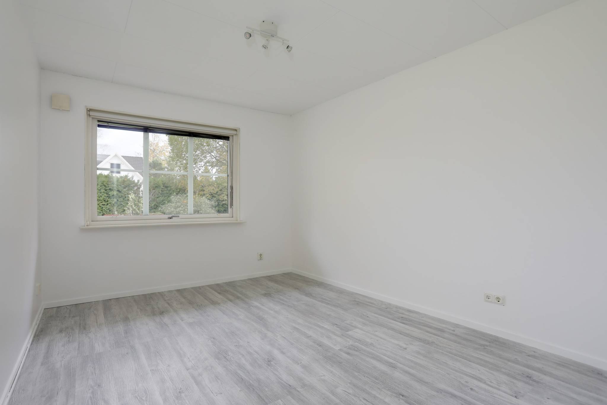 4 rum Parhus på Viktor Dahléns Väg 81 Mosås Örebro kommun - bild 21