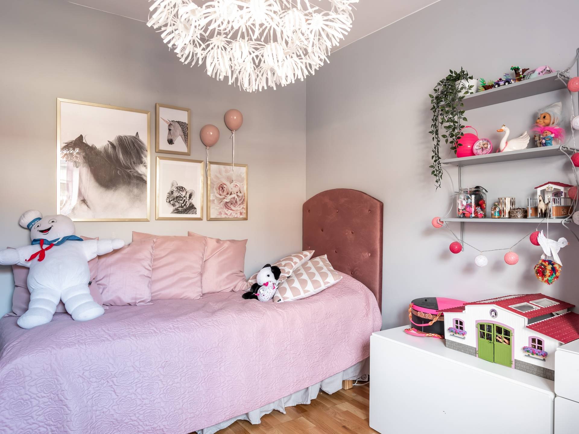 4 rum Radhus på Ringduvegatan 56 Råby Västerås kommun - bild 7