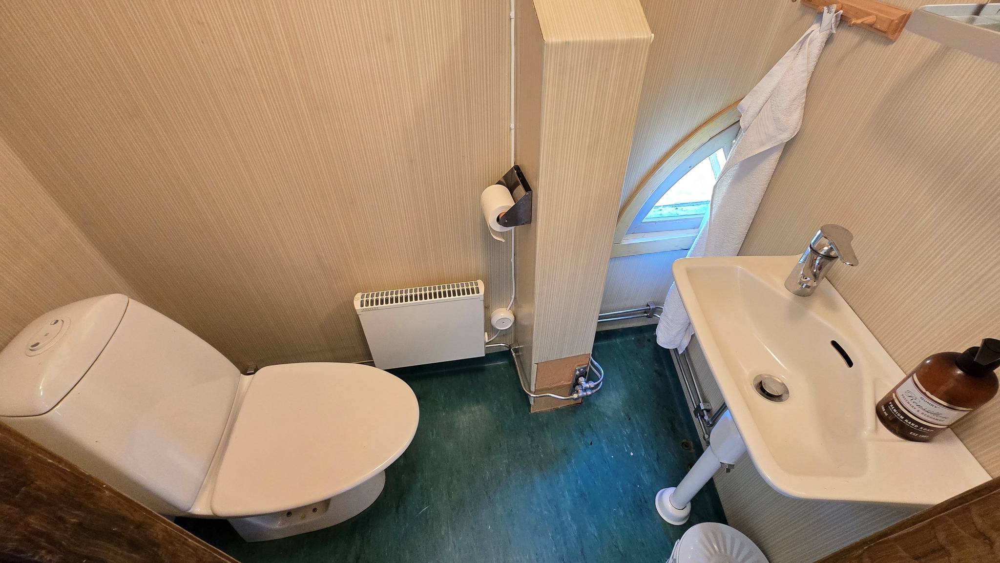 6 rum Vinterbonat fritidshus på Håknaböke Ekliden Hylte kommun - bild 52