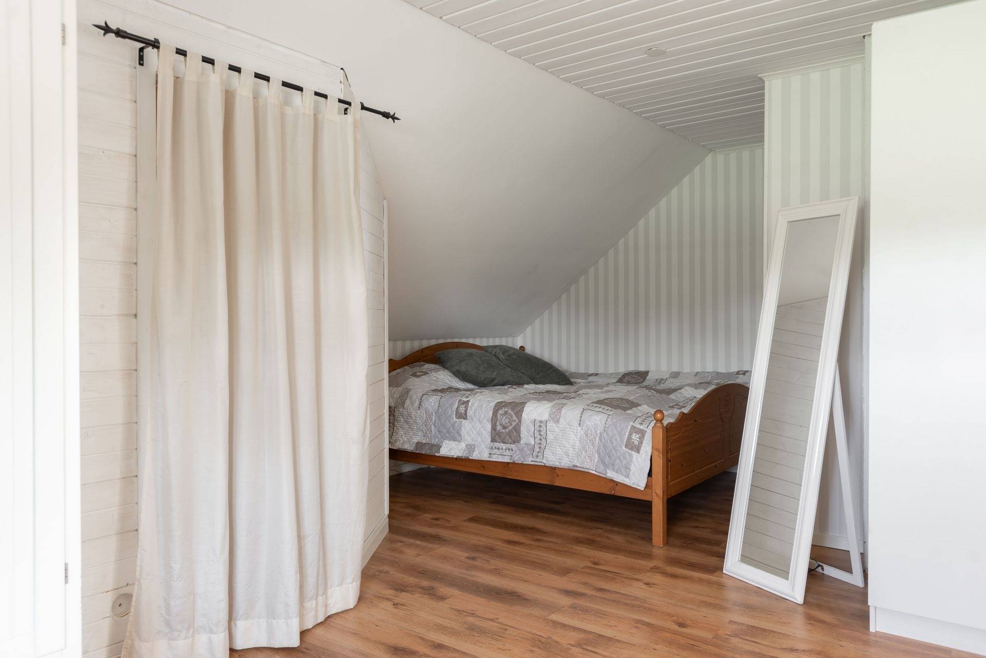 4 rum Villa på Noravägen 77 Bråten Karlskoga kommun - bild 34