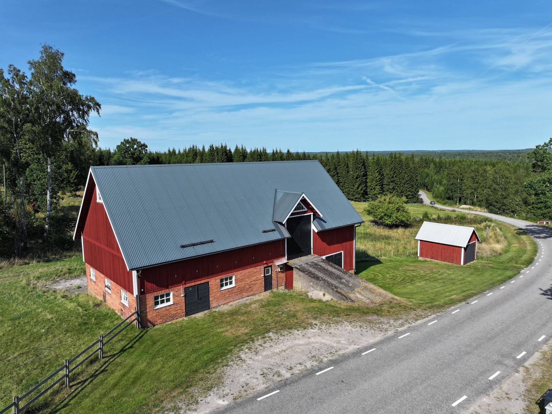 Gård med jordbruk på Månstorp 12 Vetlanda kommun - bild 4