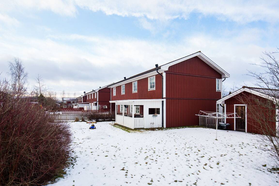 4 rum Par-/kedje-/radhus på Korpralsvägen 24 Sunne tätort Sunne kommun - bild 3