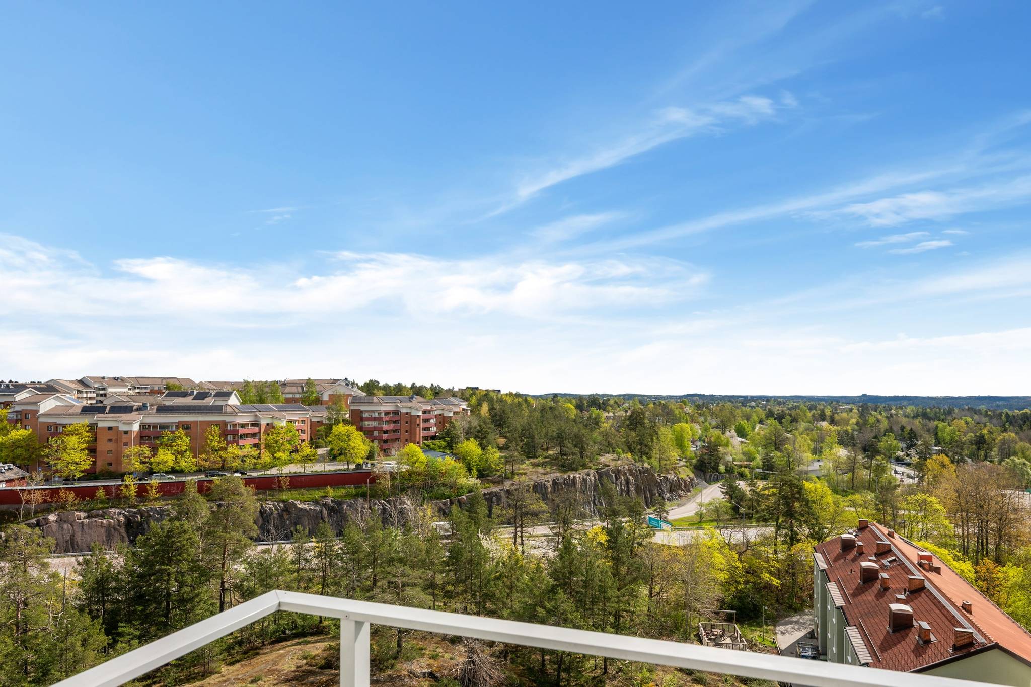 6 rum lägenhet på Per Hallströms väg 12 Skvaltan/Centrala Nacka, Nacka kommun - bild 2