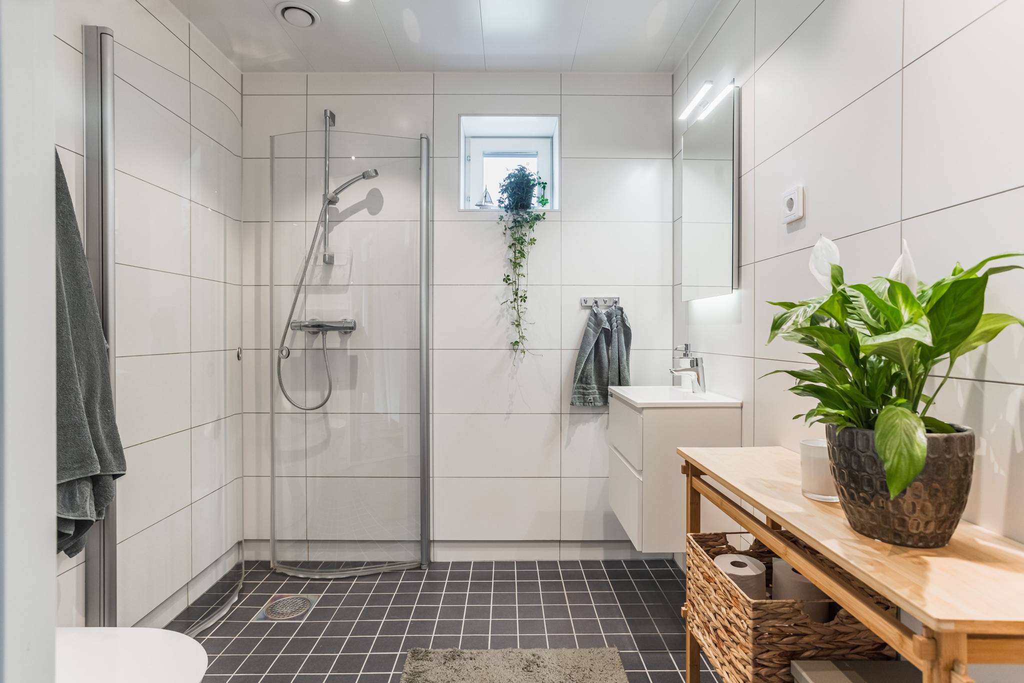 5 rum Radhus på TÄLJÖVIKSVÄGEN 6 Täljöviken Österåkers kommun - bild 22