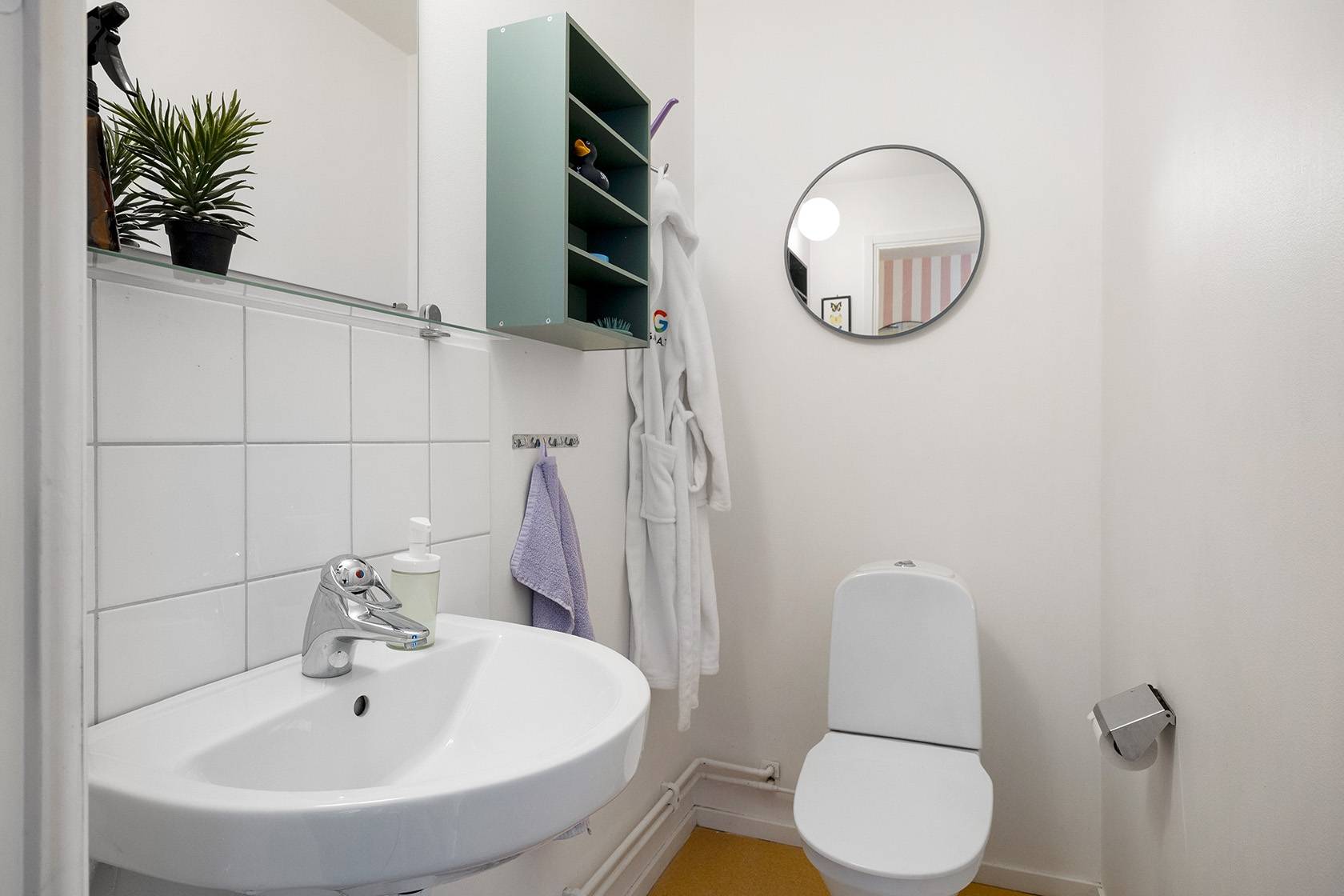 4 rum Lägenhet på EKEBYVÄGEN 30 Ekeby Vallentuna kommun - bild 17