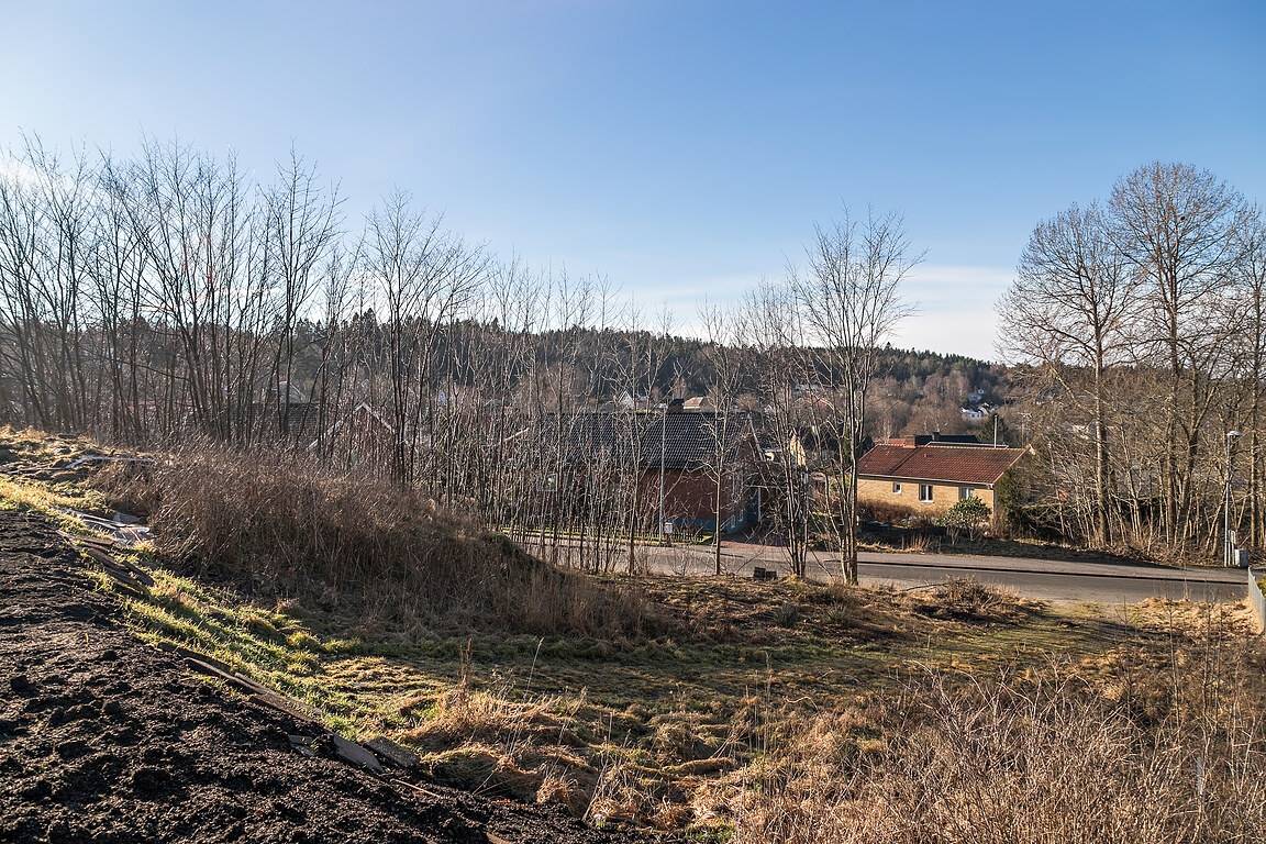 Tomt på Bergums prästgårdsväg 14 Olofstorp Göteborgs kommun - bild 1