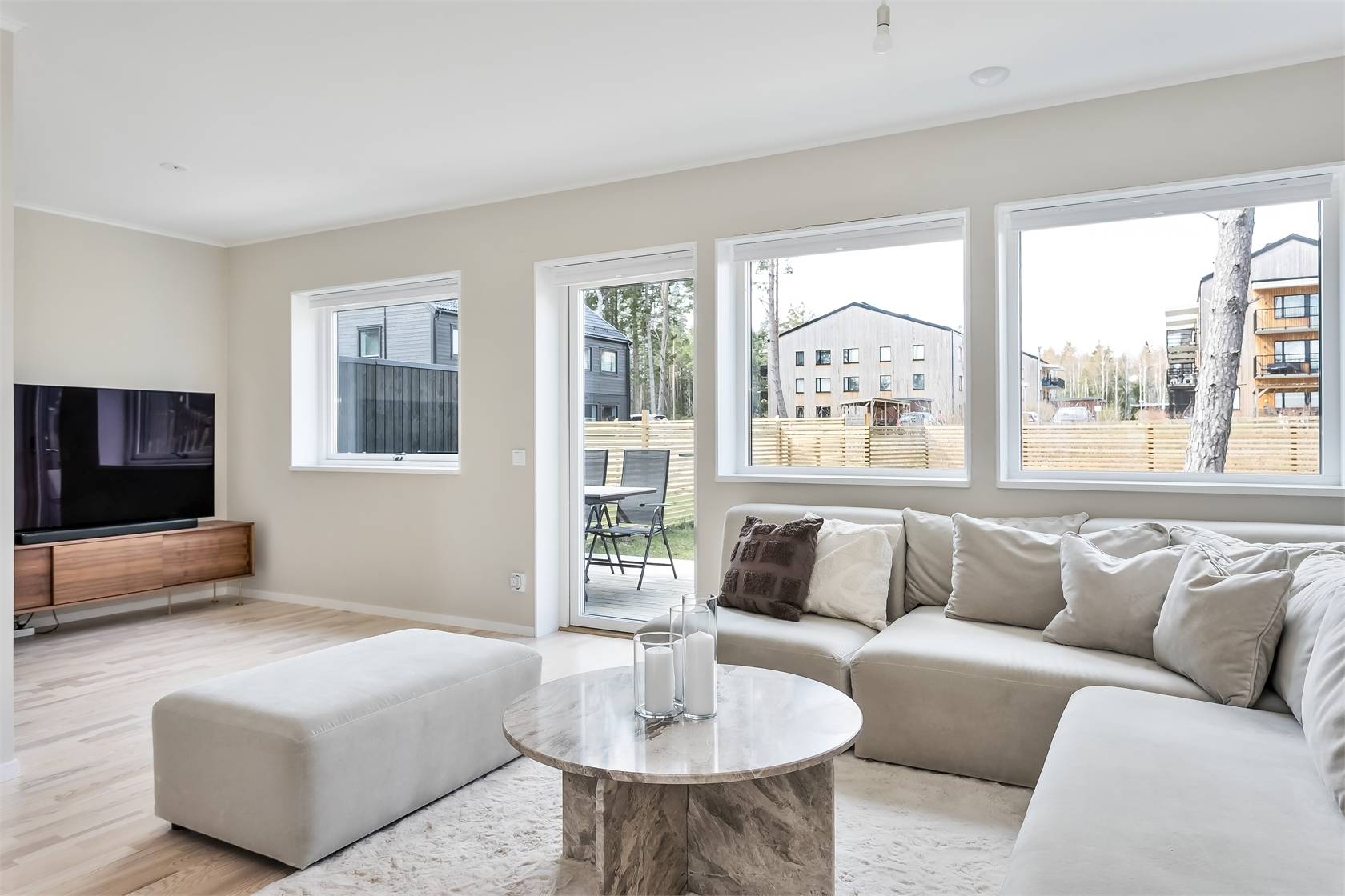 5 rum Parhus på Husbytorpsvägen 12 A Bro - Mälarstad Upplands-Bro kommun - bild 8