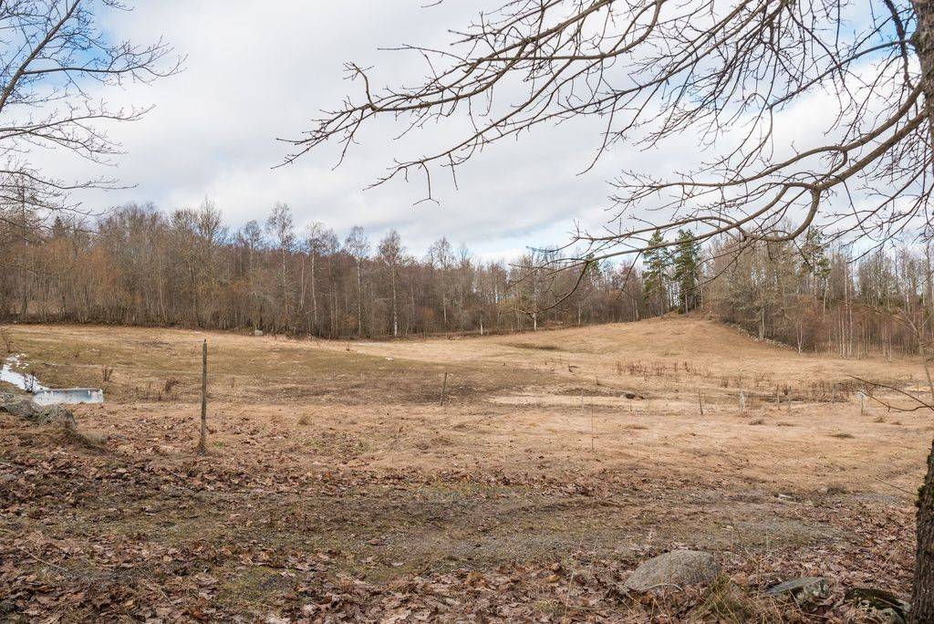 4 rum Gård utan jordbruk på Gälleberg Elmeryd 1 Daretorp Tidaholms kommun - bild 9