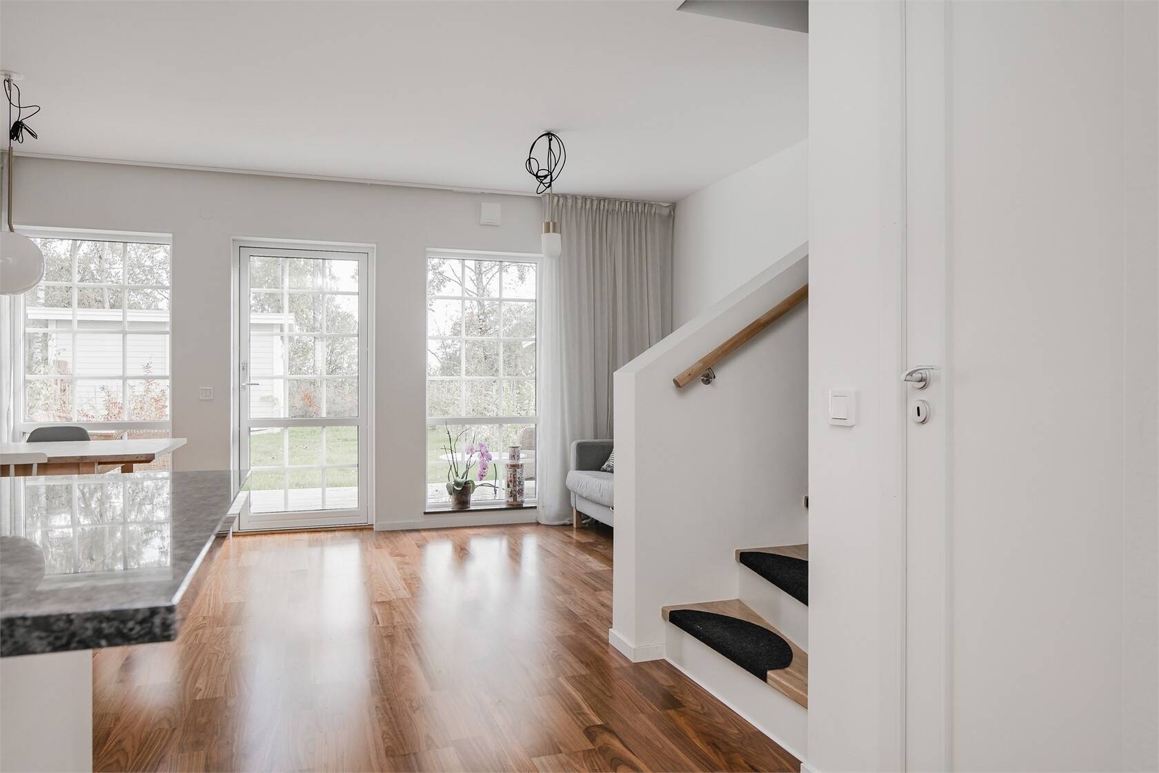 5 rum Radhus på Gnistvägen 23 B Hasslum Skövde kommun - bild 26