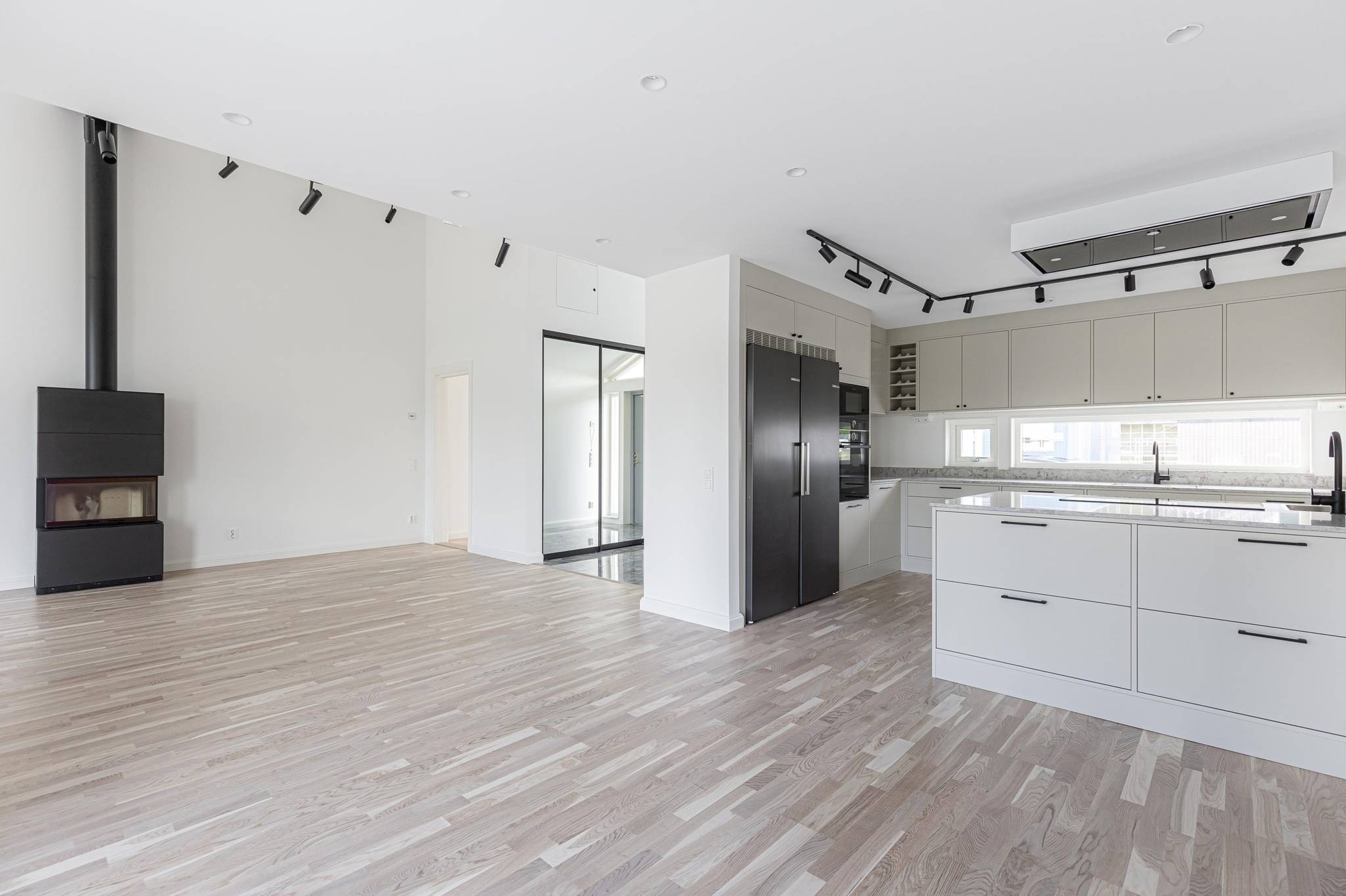 6 rum Villa på Tussilagogatan 10 Barkarö Västerås kommun - bild 8