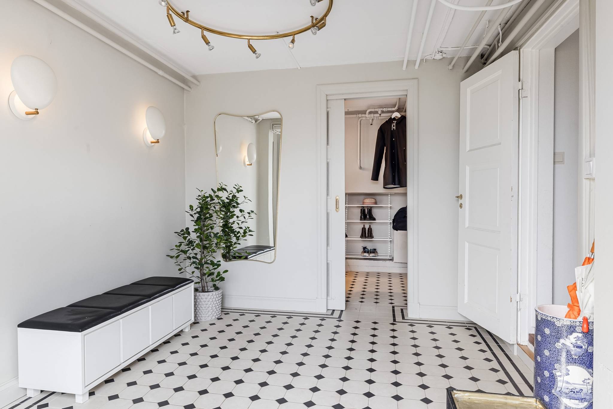 9 rum Villa på Badvägen 14 Edsviken Sollentuna kommun - bild 33