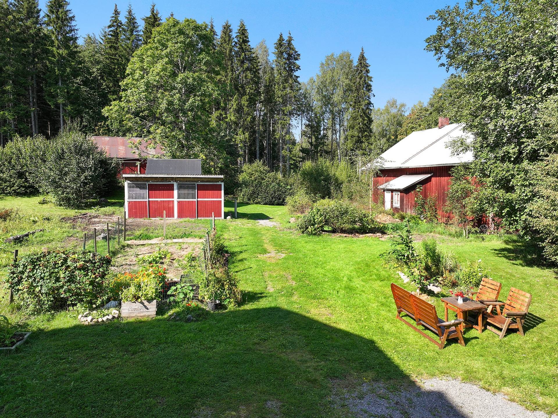 3 rum Gård utan jordbruk på Stålsbyn Gullbacken Svanskog Säffle kommun - bild 12