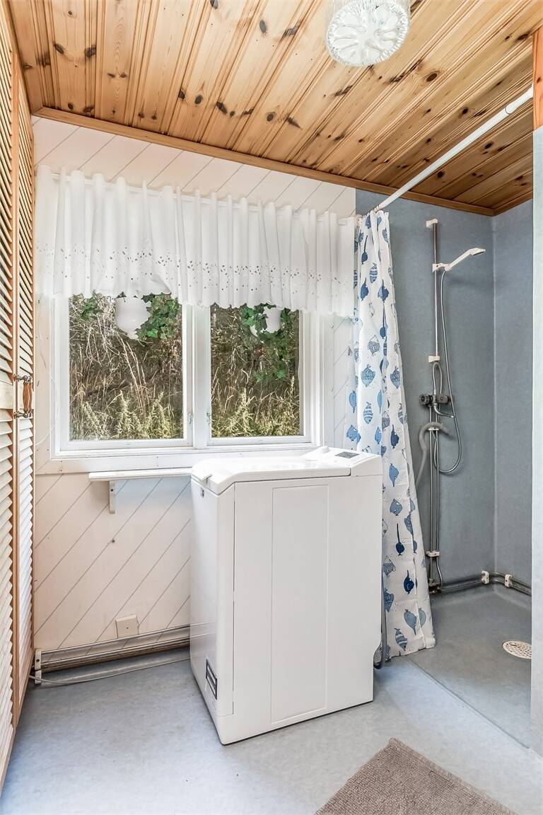 2 rum Vinterbonat fritidshus på Lillängsvägen 8 Heby - Vansjö Heby kommun - bild 14