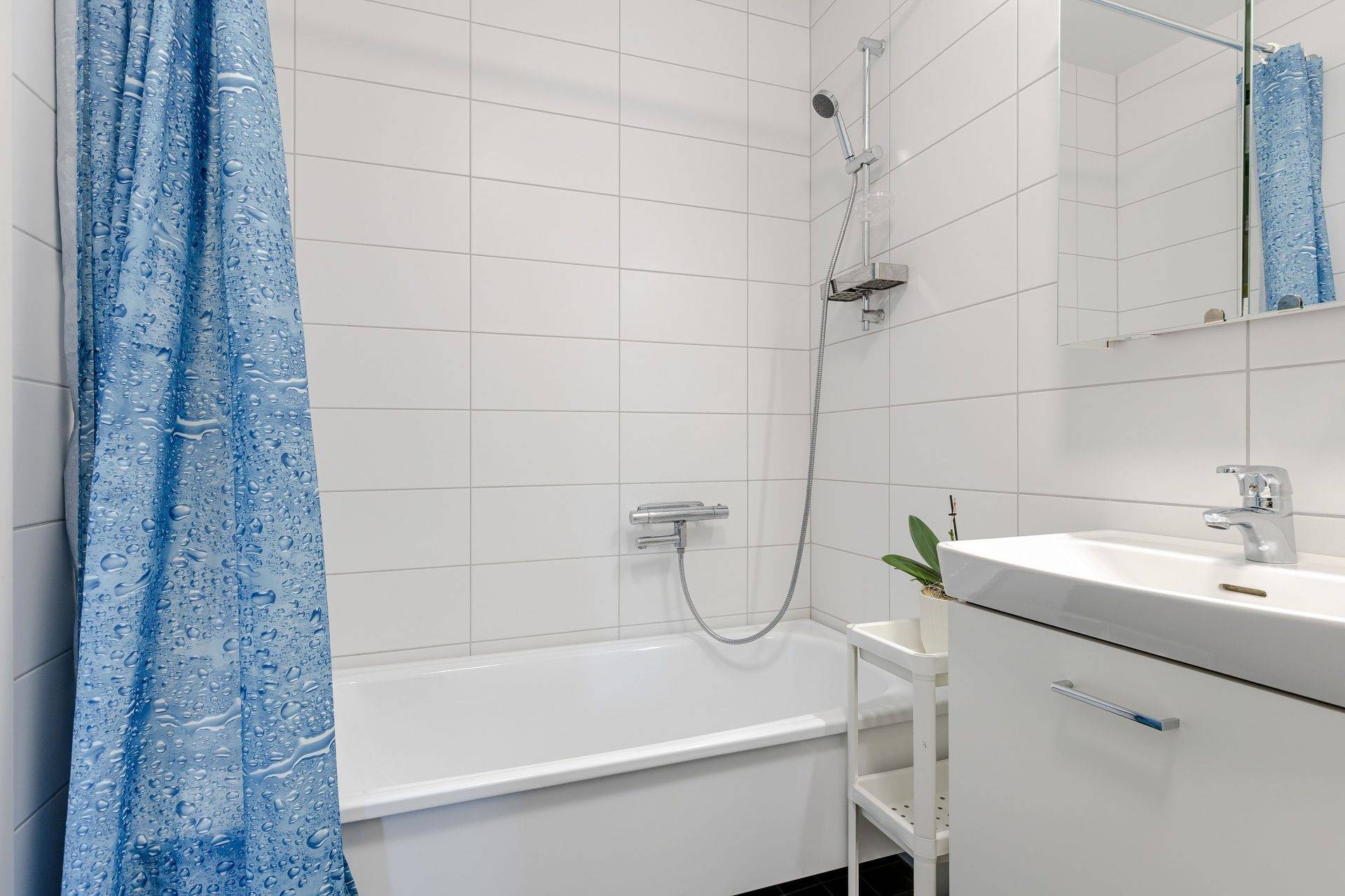 4 rum Radhus på Blåhallonvägen 27C Strängnäs Strängnäs kommun - bild 17