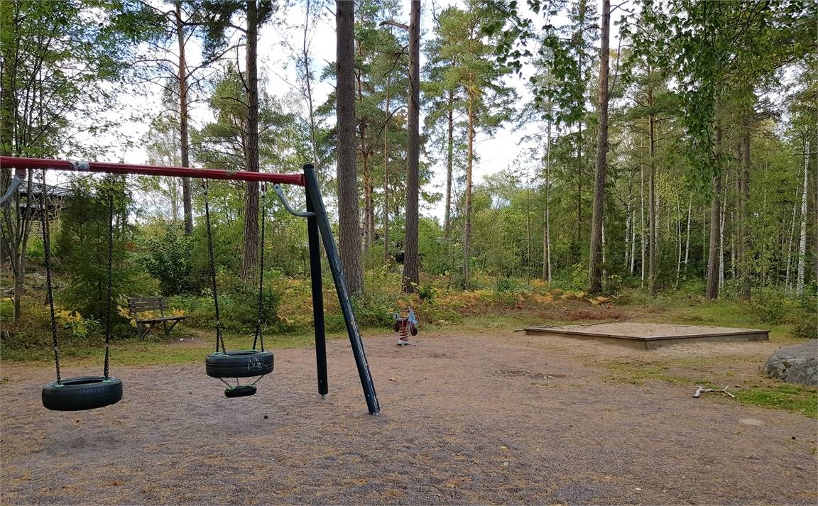 9 rum Villa på Järpvägen 14 Bålsta - Gillmarken Håbo kommun - bild 46