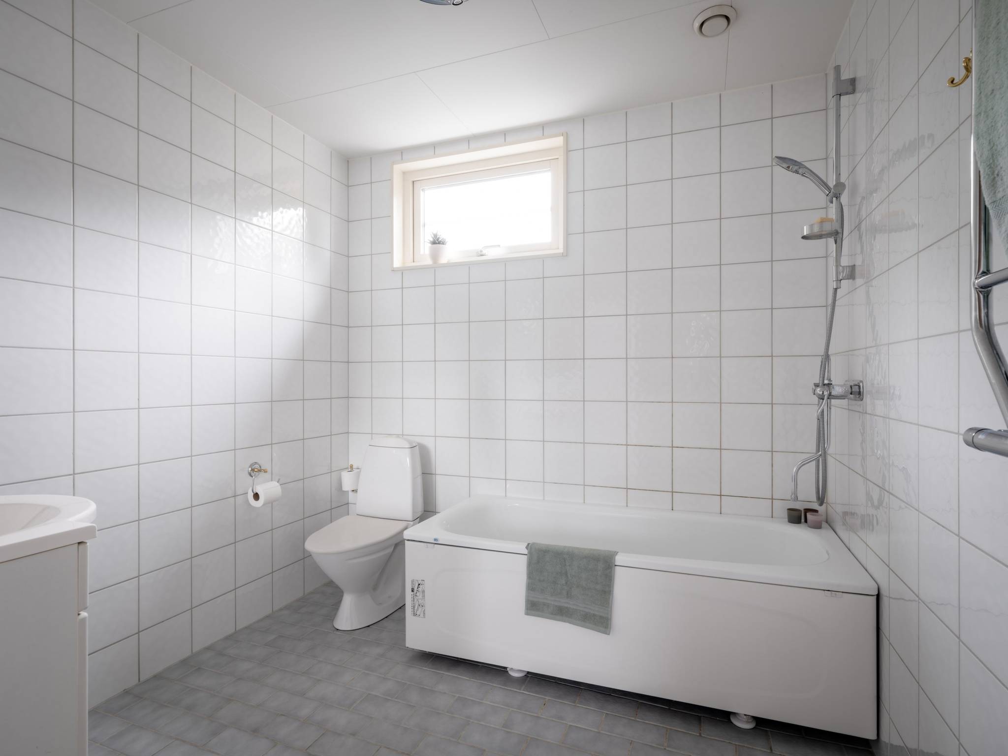 5 rum Villa på Idunvägen 6C Odenslunda Upplands Väsby kommun - bild 32