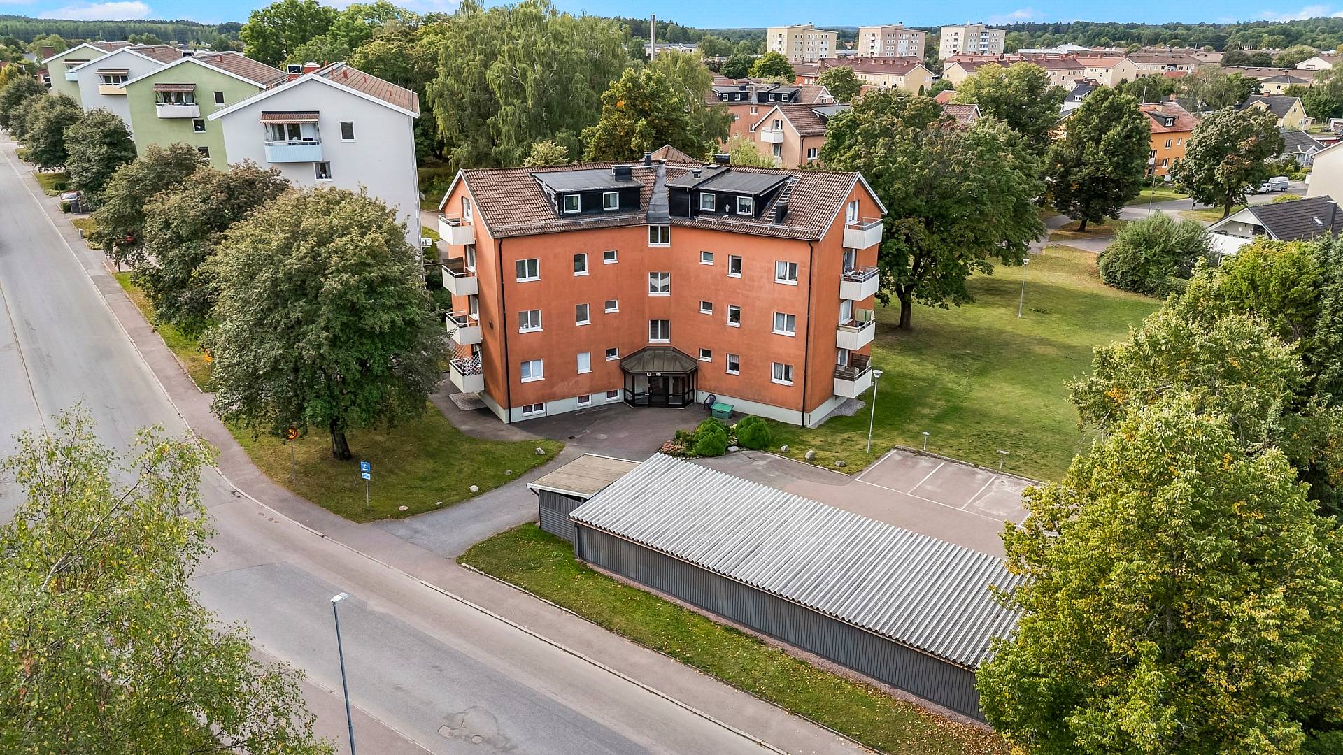 2 rum lägenhet på Snevringevägen 60 Hallstahammar, Hallstahammars kommun - bild 1