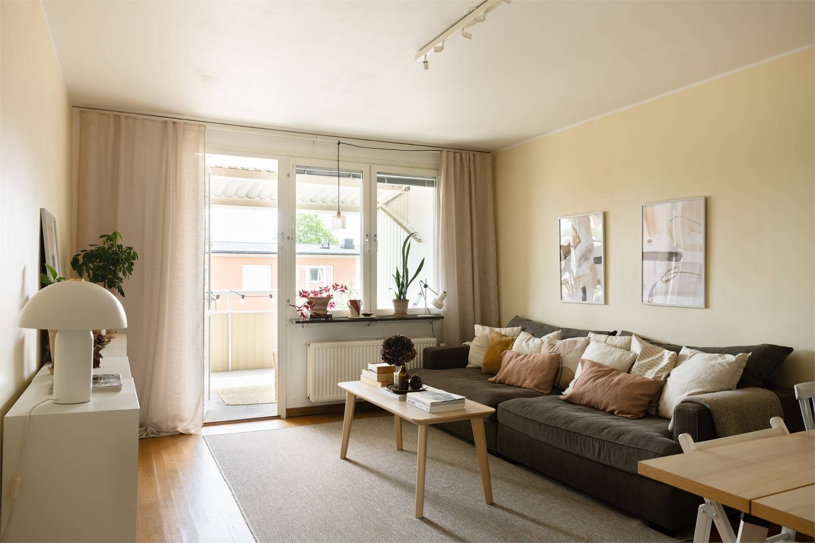 5 rum lägenhet på FLISAVÄGEN 35 Bjurhovda, Västerås kommun - bild 1