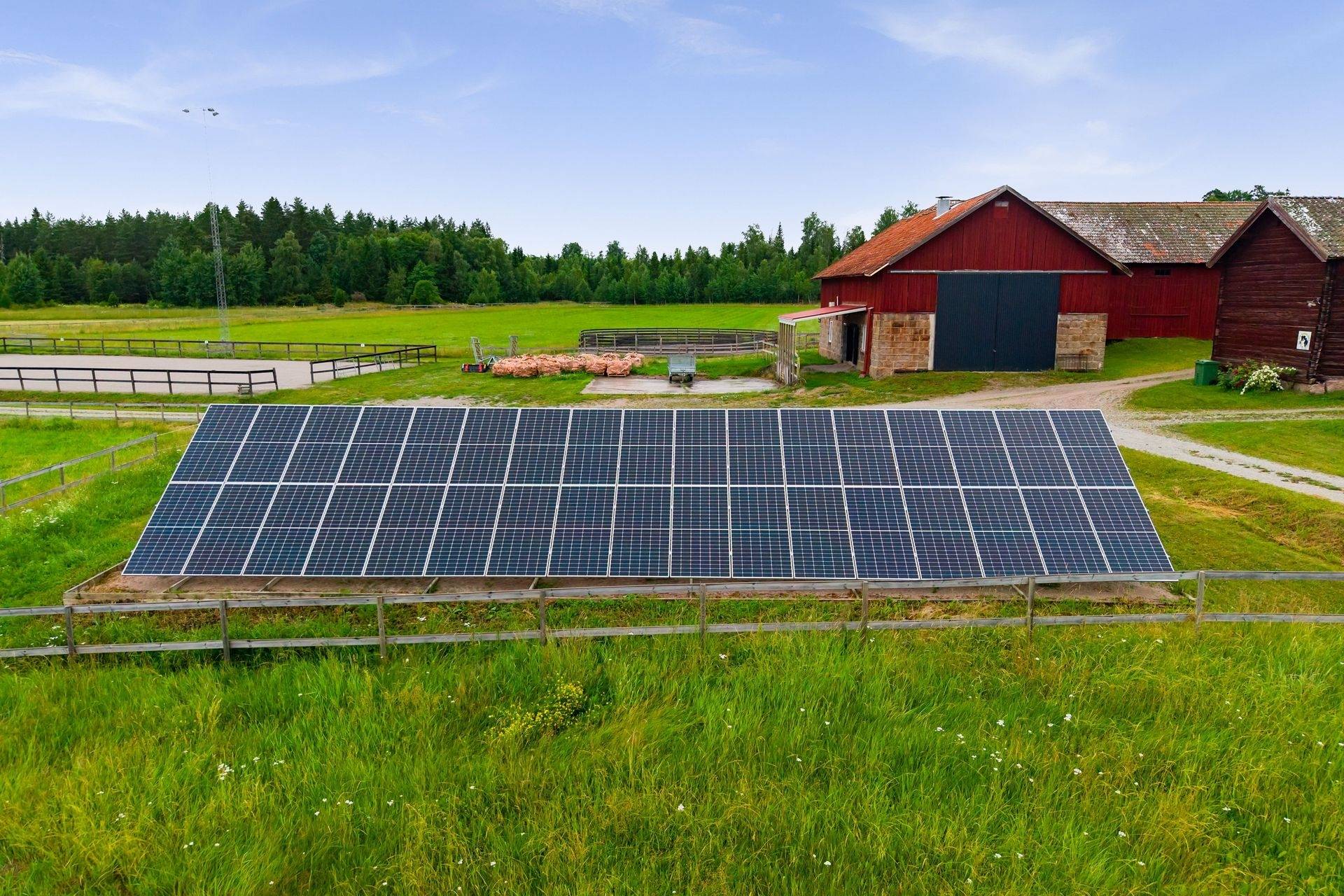 9 rum Gård/skog på Altuna Björsbo 1 2,7 mil norr om Enköping Enköpings kommun - bild 57
