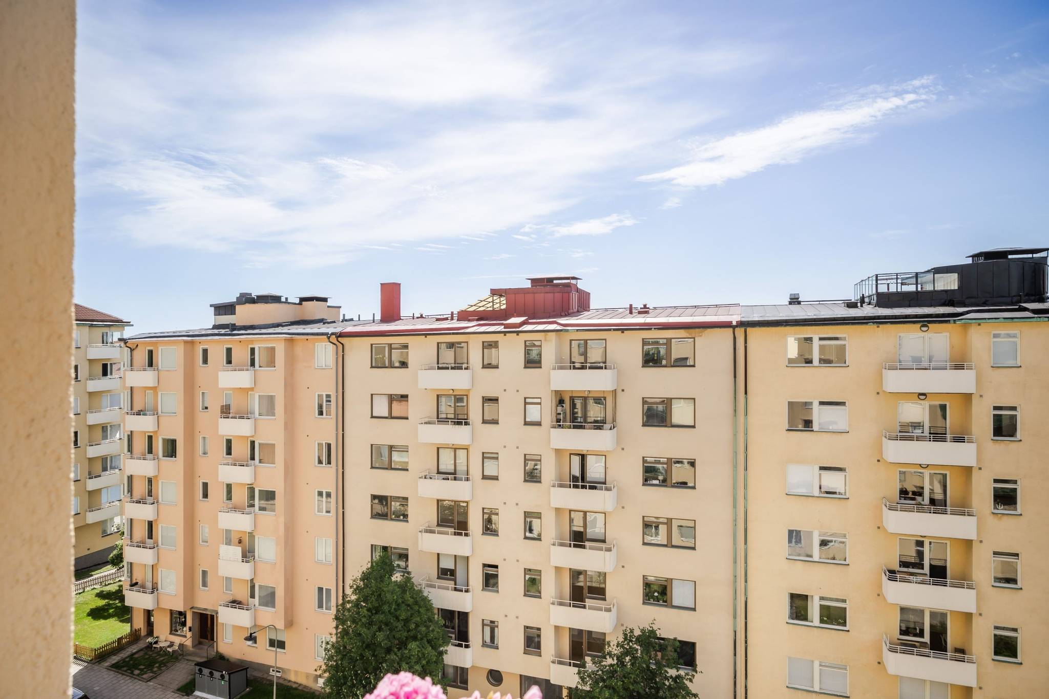 2 rum lägenhet på Rindögatan 7, 7 tr Gärdet, Stockholms kommun - bild 2