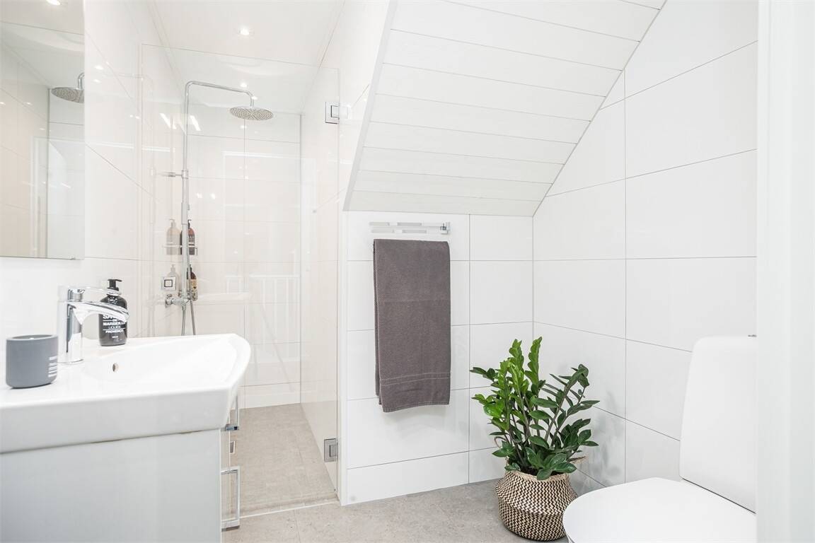 7 rum Villa på Kärrsvägen 18 Habo Habo kommun - bild 38