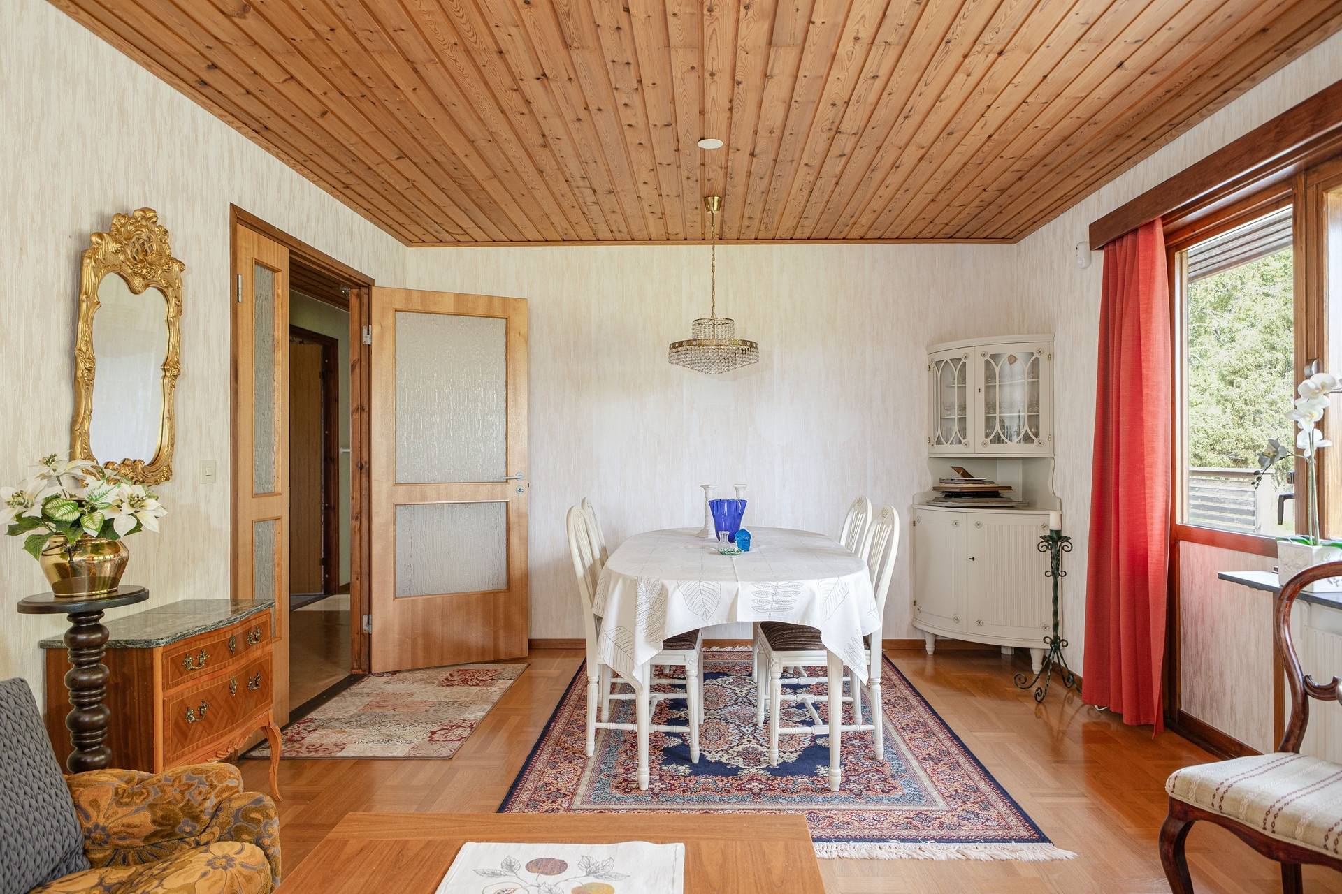 8 rum Villa på Busta 14 Odensvi Köpings kommun - bild 28