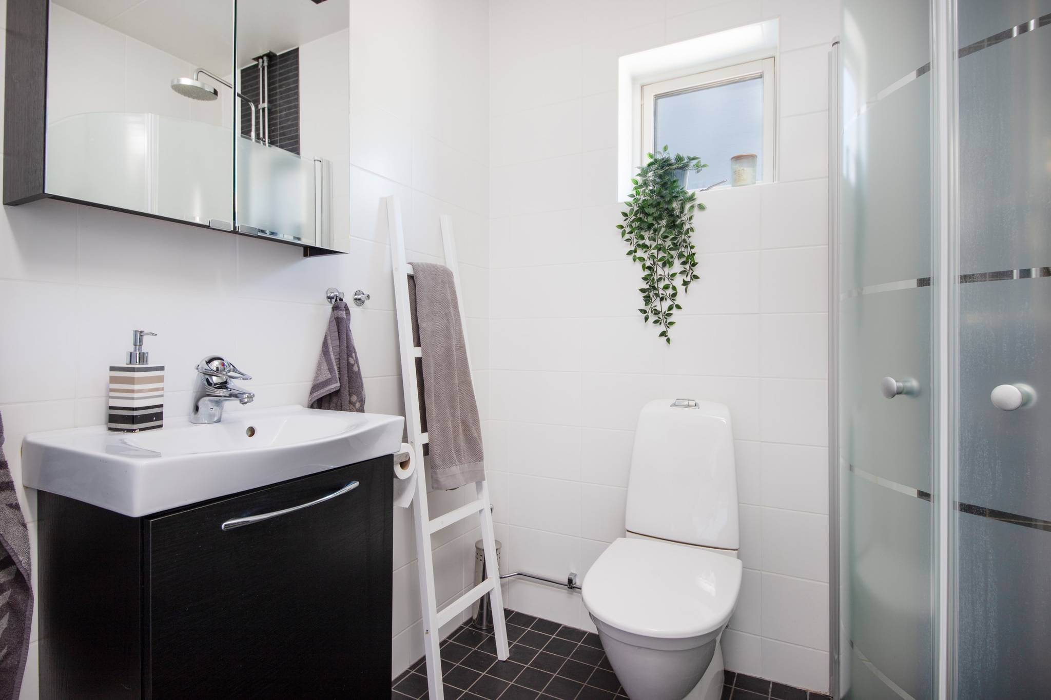 5 rum Villa på Kasselgatan 18 Lillhamra Västerås kommun - bild 32