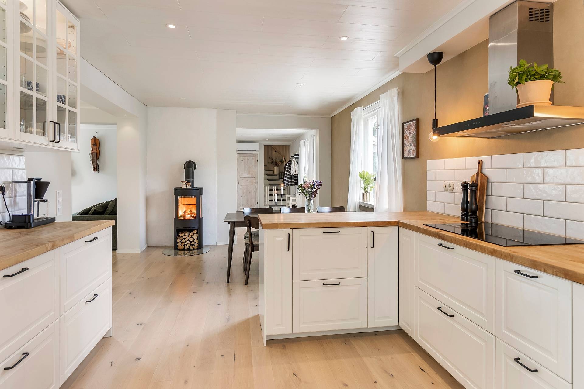 5 rum Villa på Bäckgatan 4 Runna Kungsörs kommun - bild 8