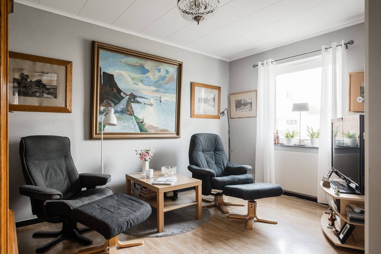 6 rum Villa på Kaptensvägen 13 Almedal Hjo kommun - bild 14