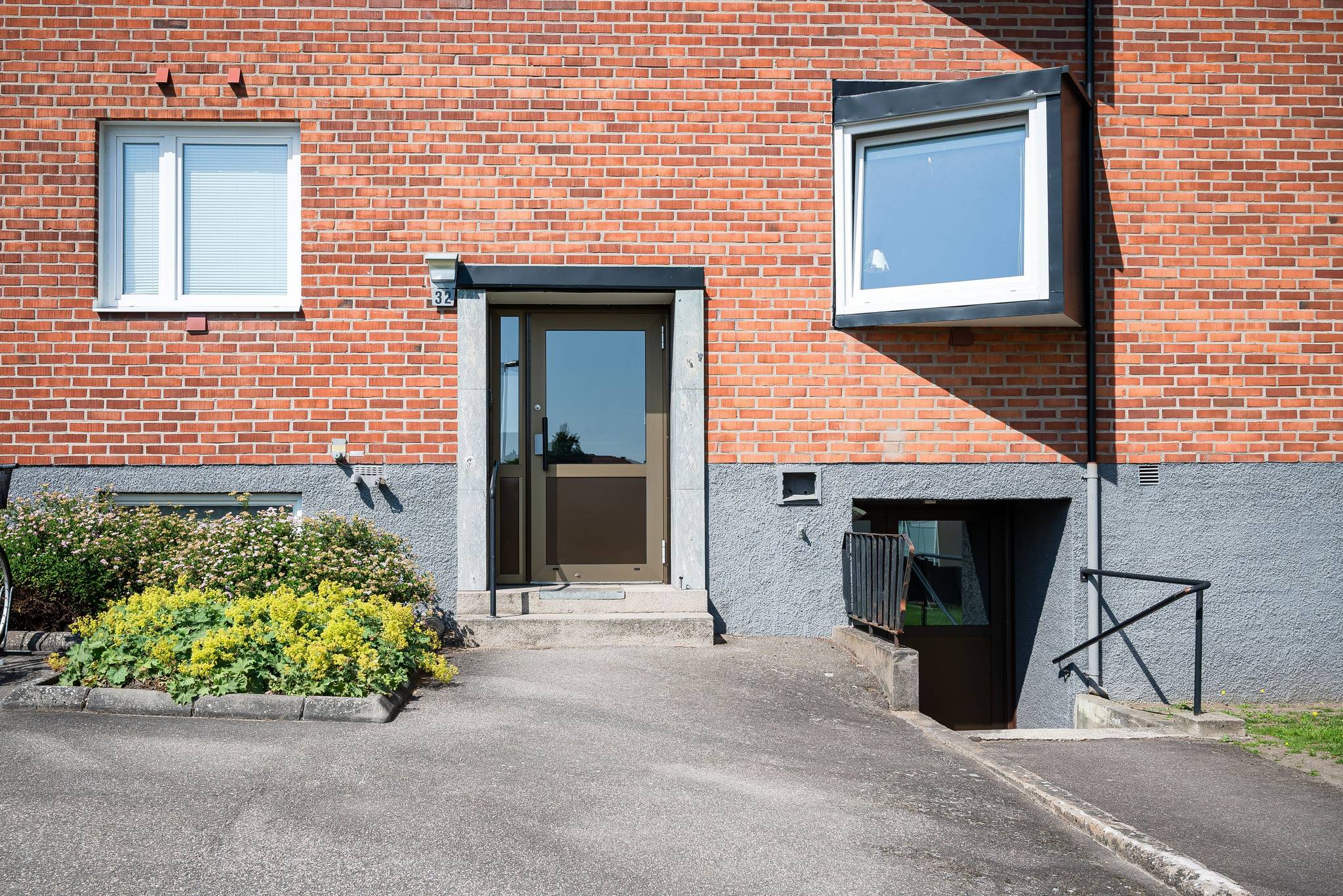 2 rum Lägenhet på Norra Kungsvägen 32 Centralt Tidaholms kommun - bild 2