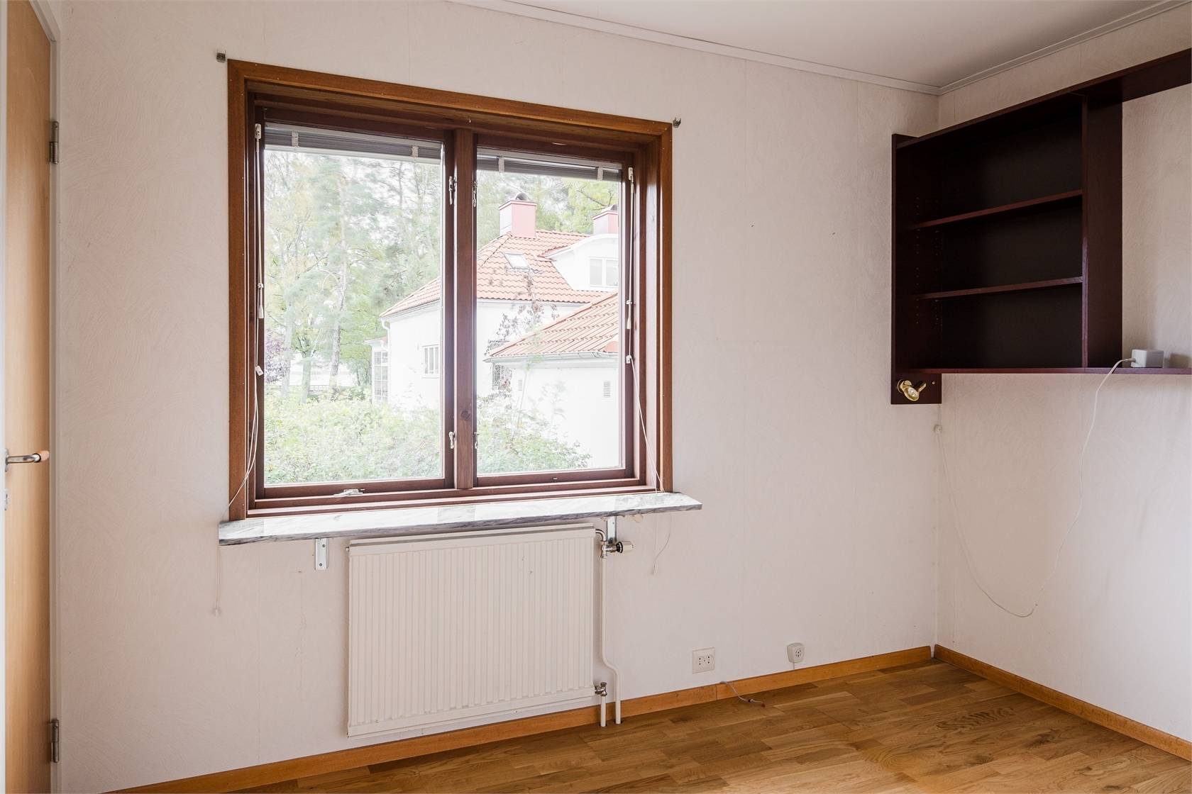 5 rum Villa på Kinneviksvägen 2 Lidköping Norr Lidköpings kommun - bild 32