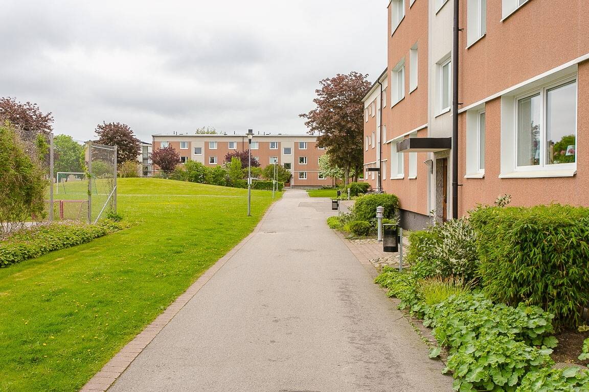 3 rum Lägenhet på Majorsallén 74C Lidåker Lidköpings kommun - bild 3
