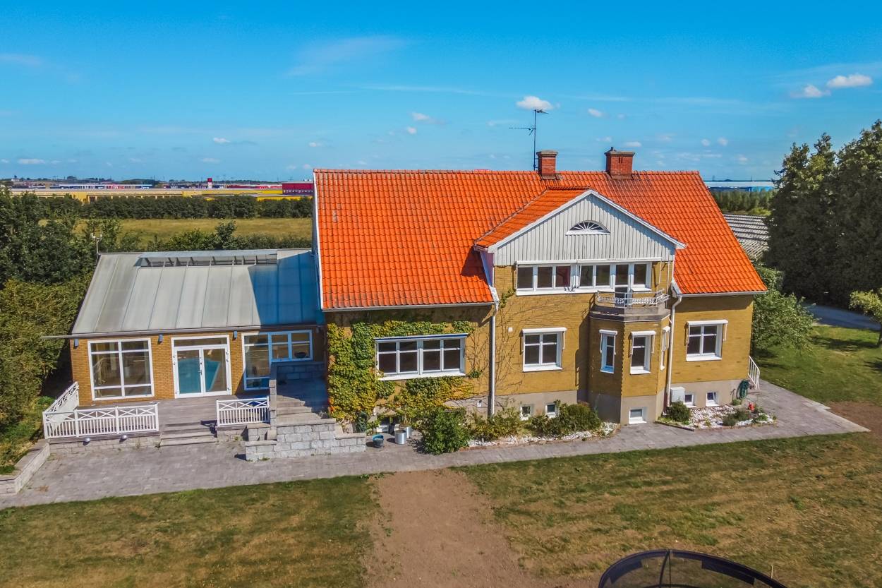 13 rum Villa på Fortunavägen 28 Tullstorp Burlövs kommun - bild 4