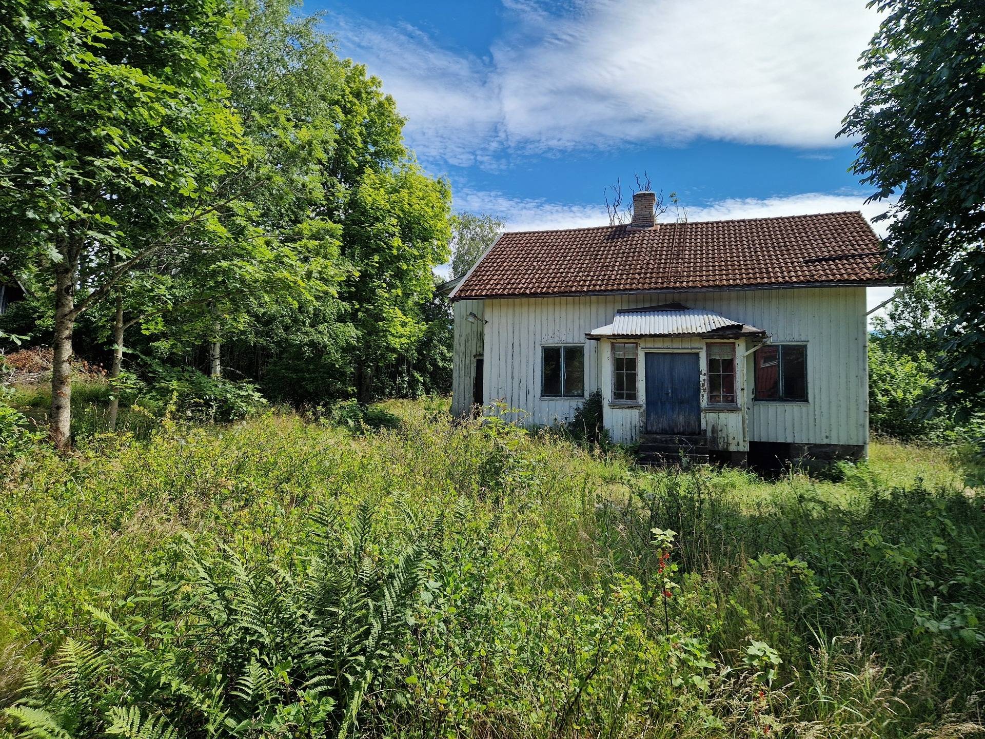 gård med jordbruk på Herrestads Svenseröd 127 Uddevalla, Uddevalla kommun - bild 5