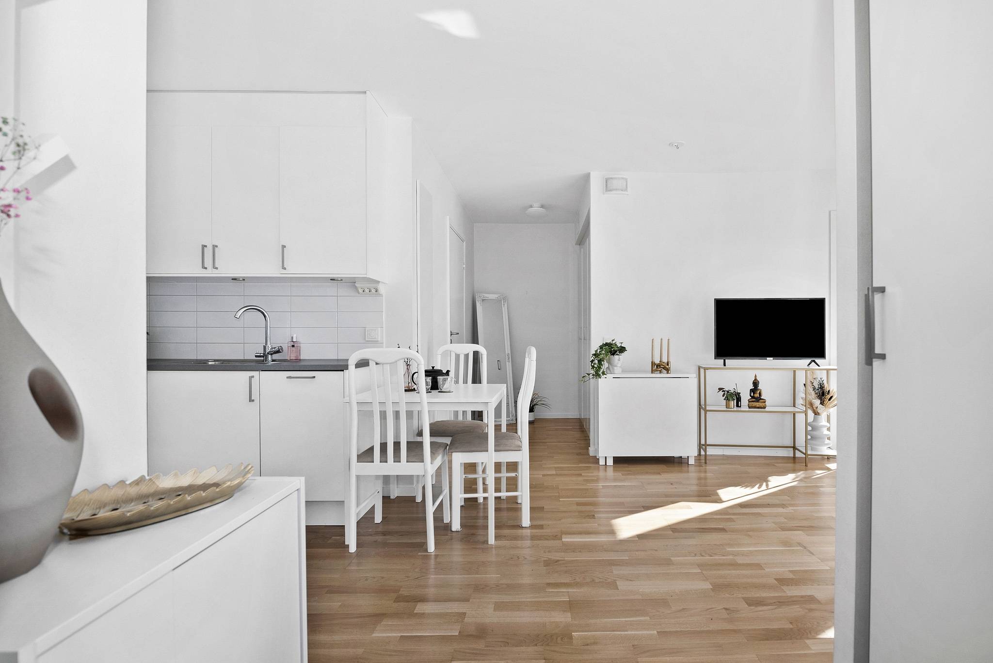 2 rum Lägenhet på Karlslundsvägen 30 Barkarbystaden Järfälla kommun - bild 3