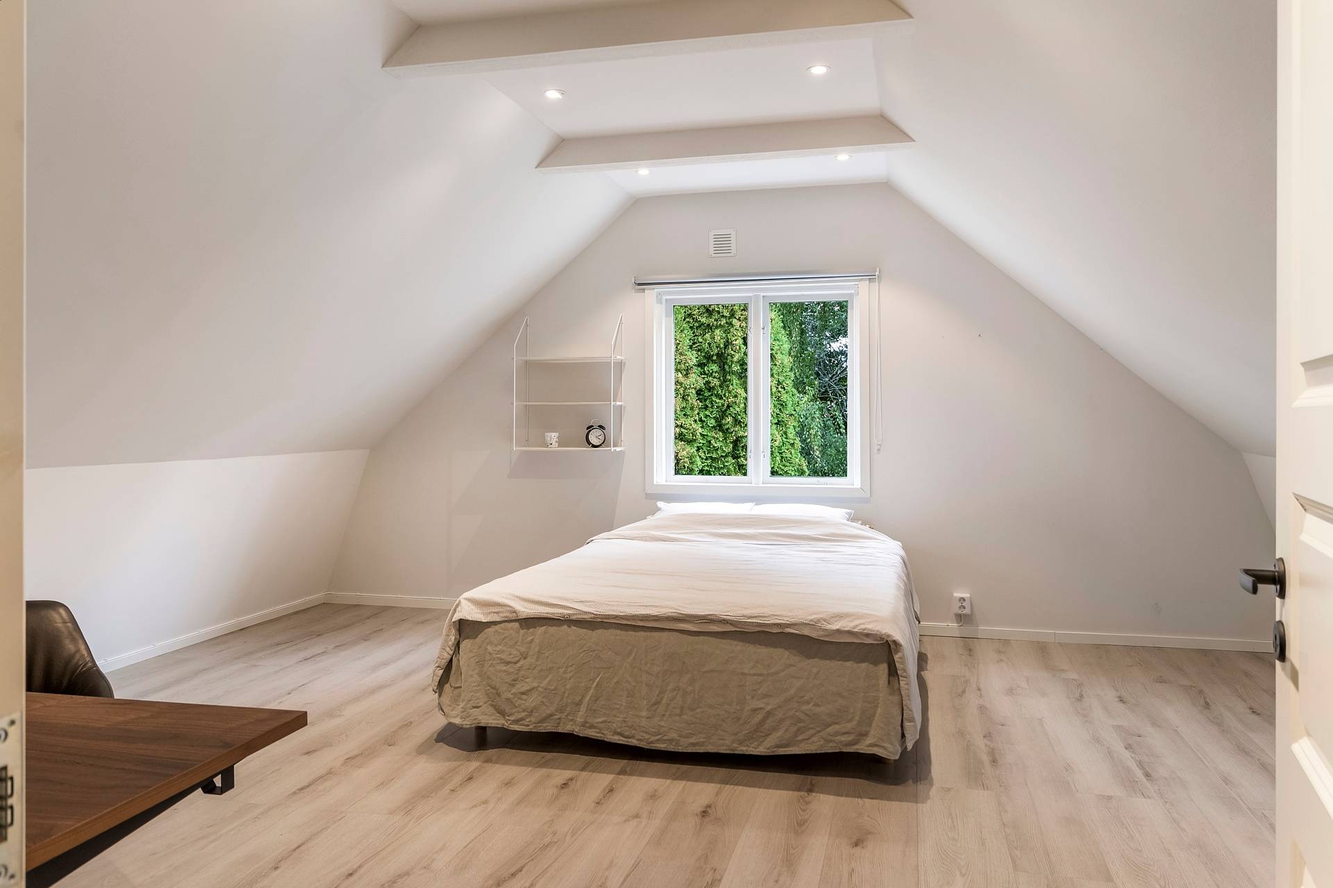 5 rum Villa på Bäckgatan 4 Runna Kungsörs kommun - bild 27