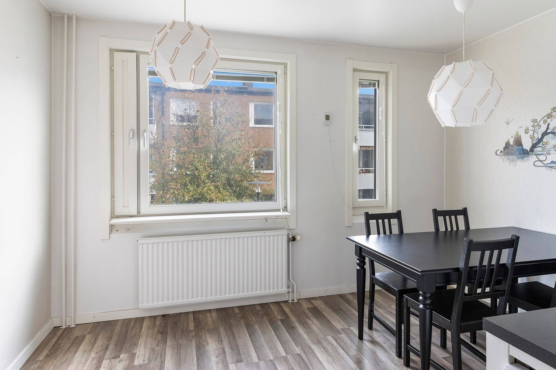 3 rum lägenhet på Ringduvegatan 129 Råby, Västerås kommun - bild 3