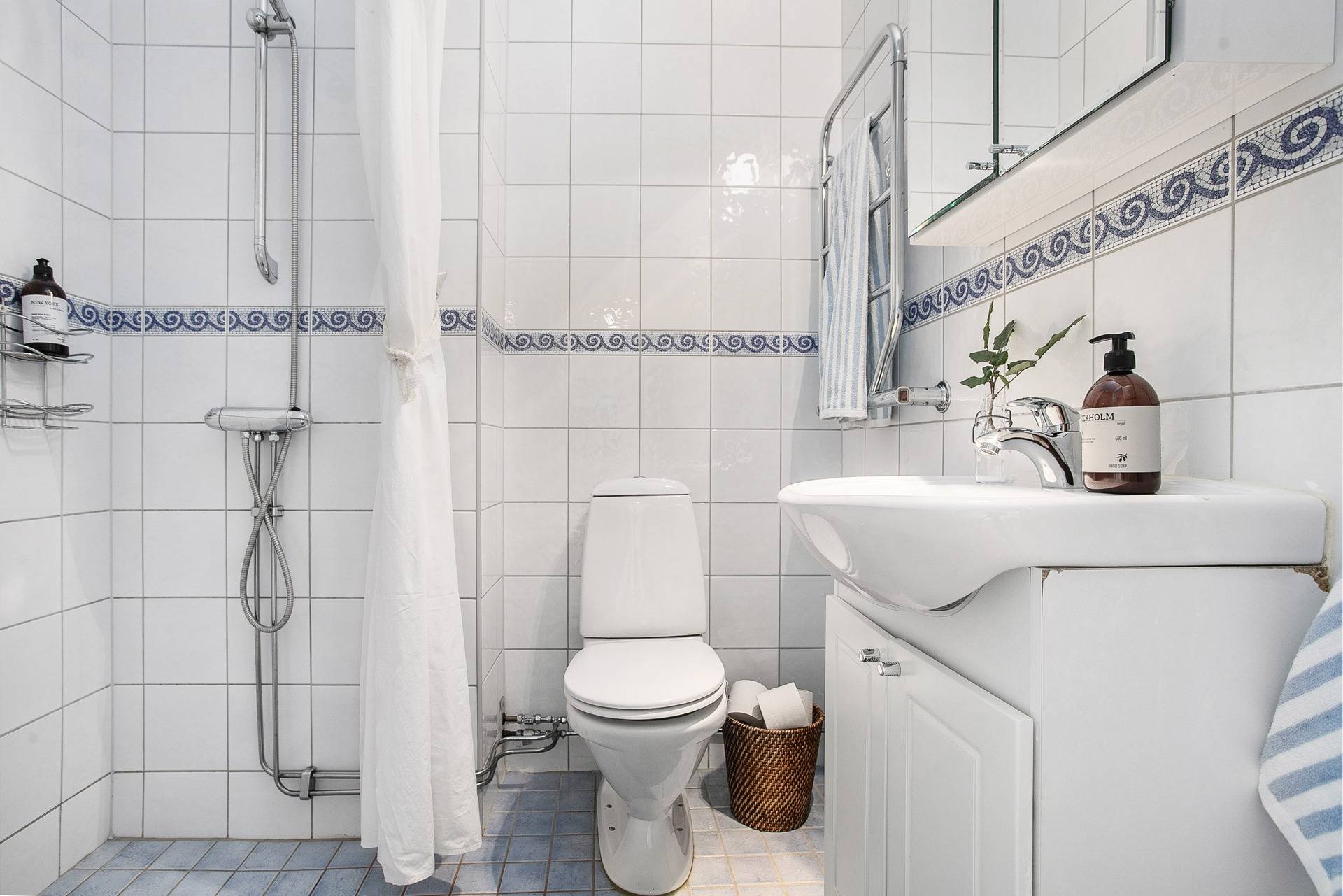 4 rum Lägenhet på Ljuskärrsvägen 12 Saltsjöbaden Nacka kommun - bild 18