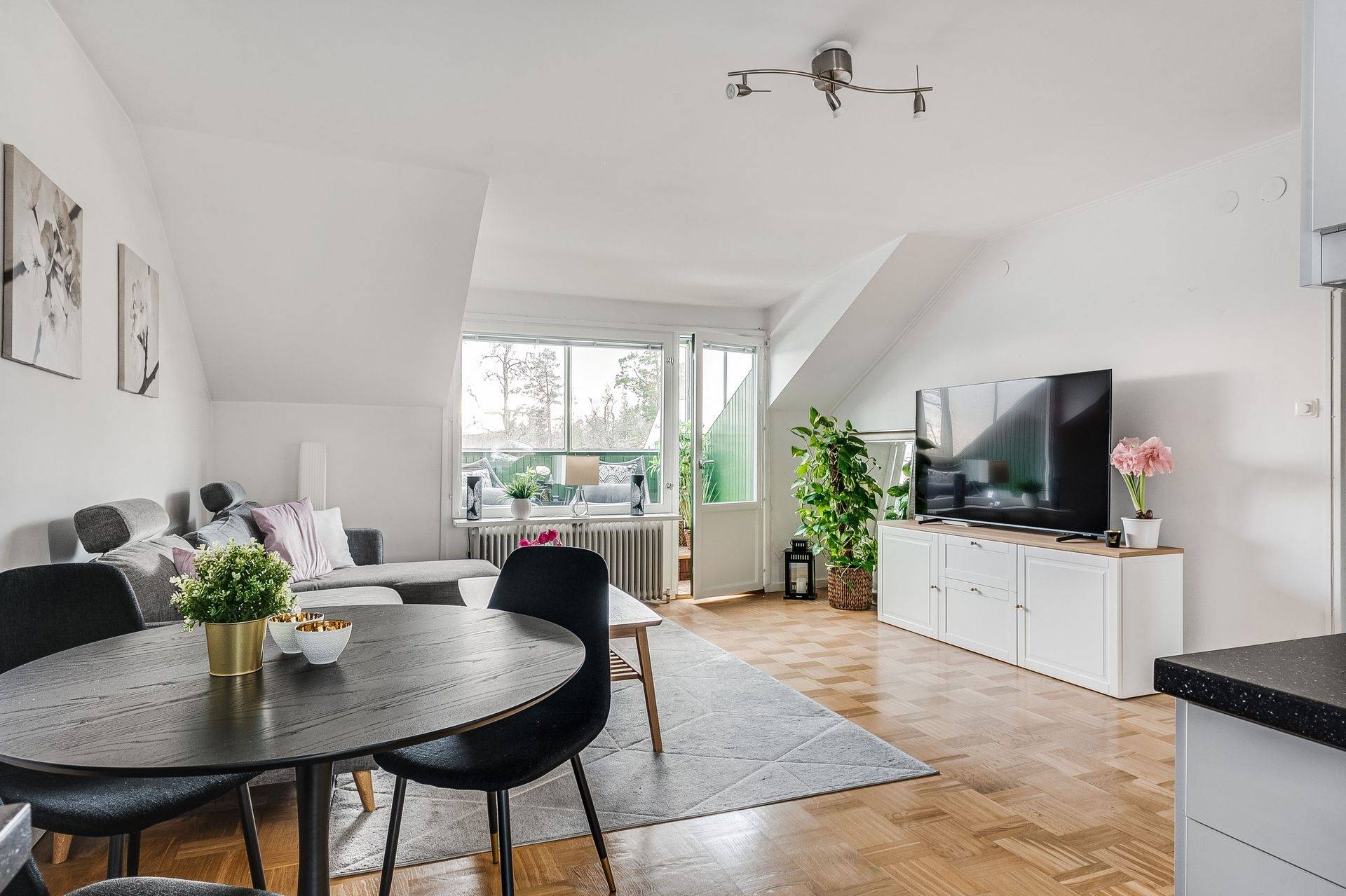 2 rum Lägenhet på Skyttevägen 18E Saltsjöbaden - Solsidan Nacka kommun - bild 4