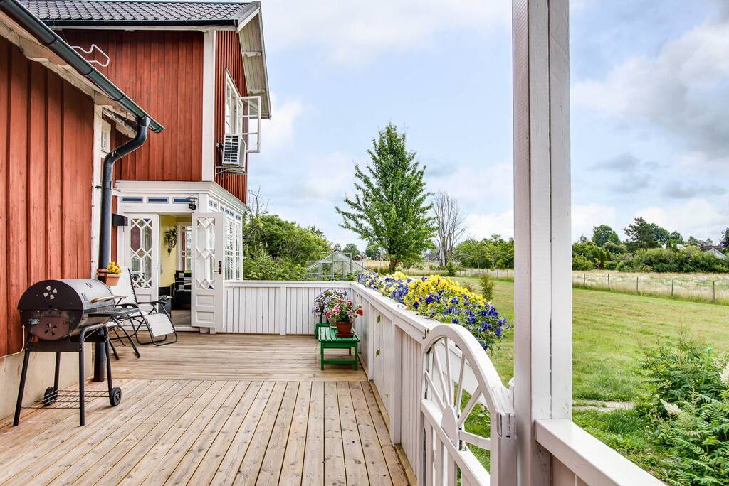 7 rum Villa på Alm 106 Stora Mellösa Örebro kommun - bild 3
