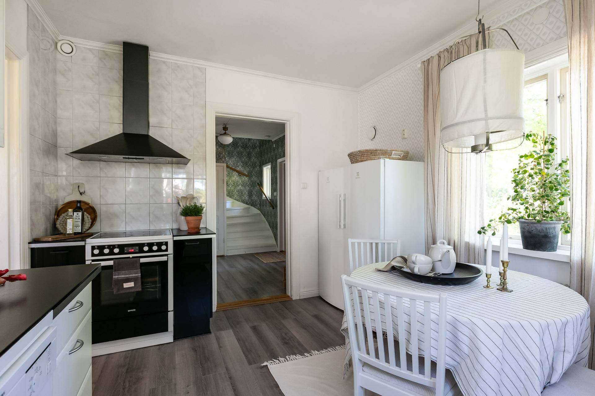 5 rum Villa på Fjugesta letstig 37 Fjugesta ( centralt) Lekebergs kommun - bild 16