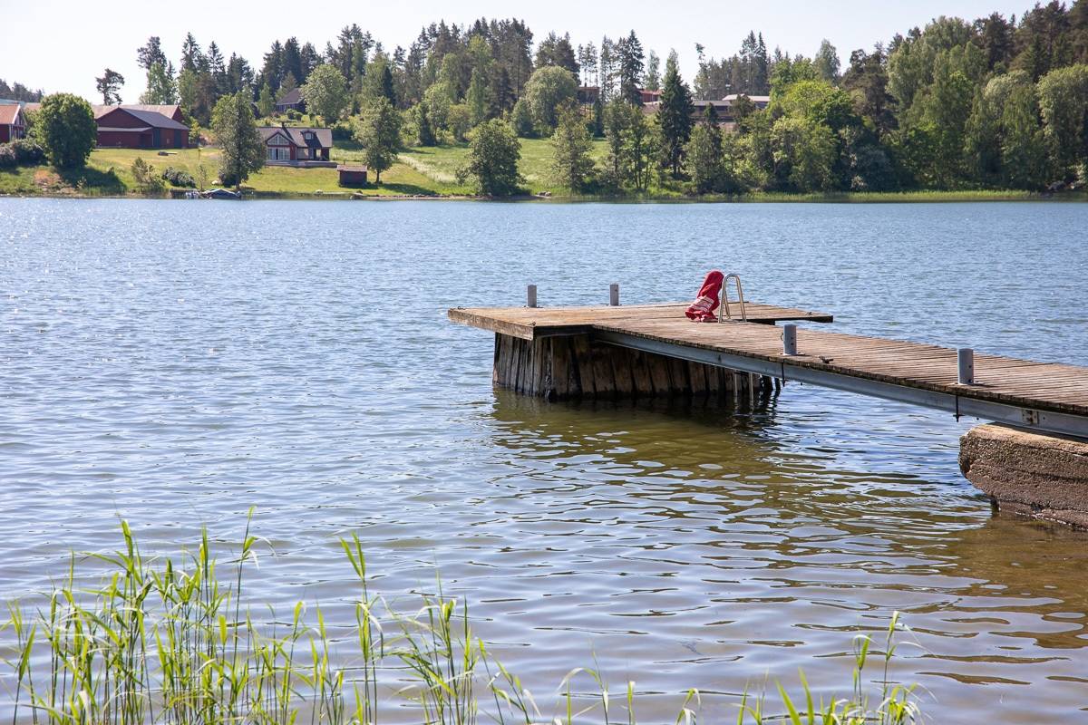 8 rum Vinterbonat fritidshus på Östervik 26-30 Roslagen - sjötomter Norrtälje kommun - bild 17