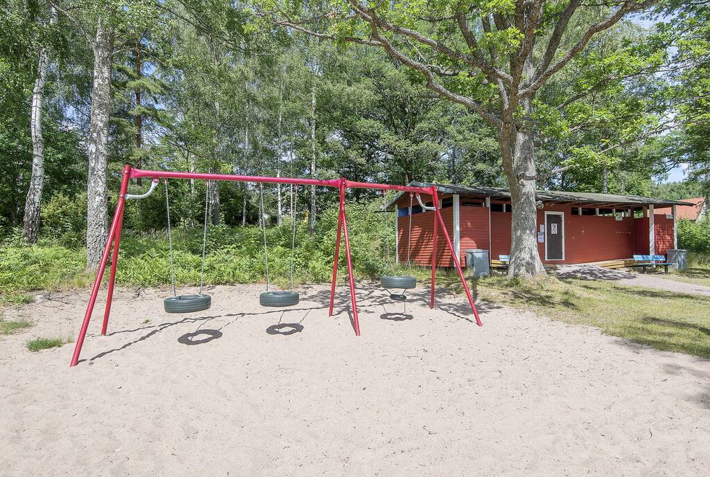4 rum Par-/kedje-/radhus på Nunnebanan 29 Stavsjö Norrköpings kommun - bild 32