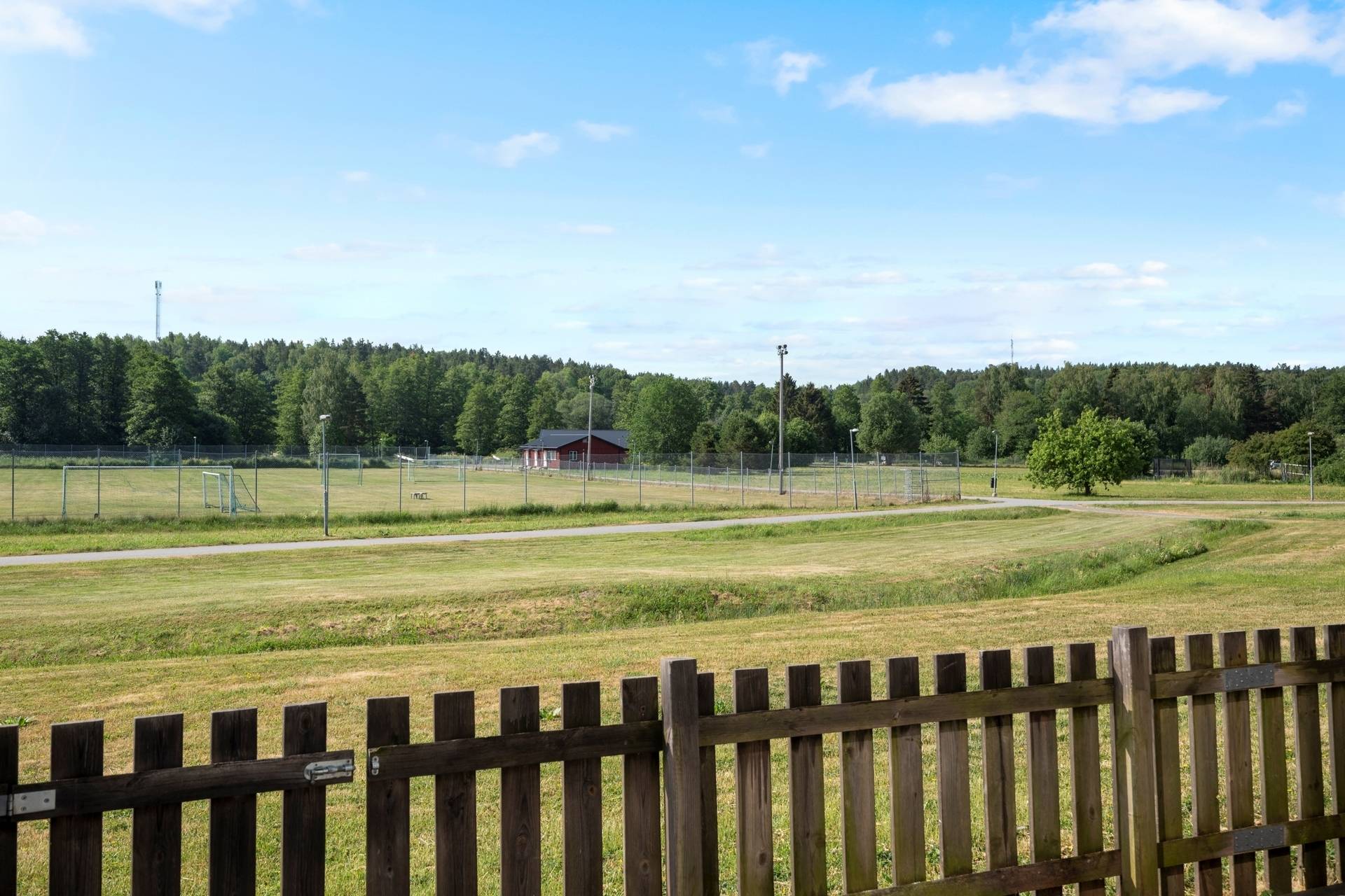 1 rum Lägenhet på Vigelsjövägen 21B Vigelsjö, Insjöbad & 5 min till C och Sthlm bussar Norrtälje kommun - bild 11