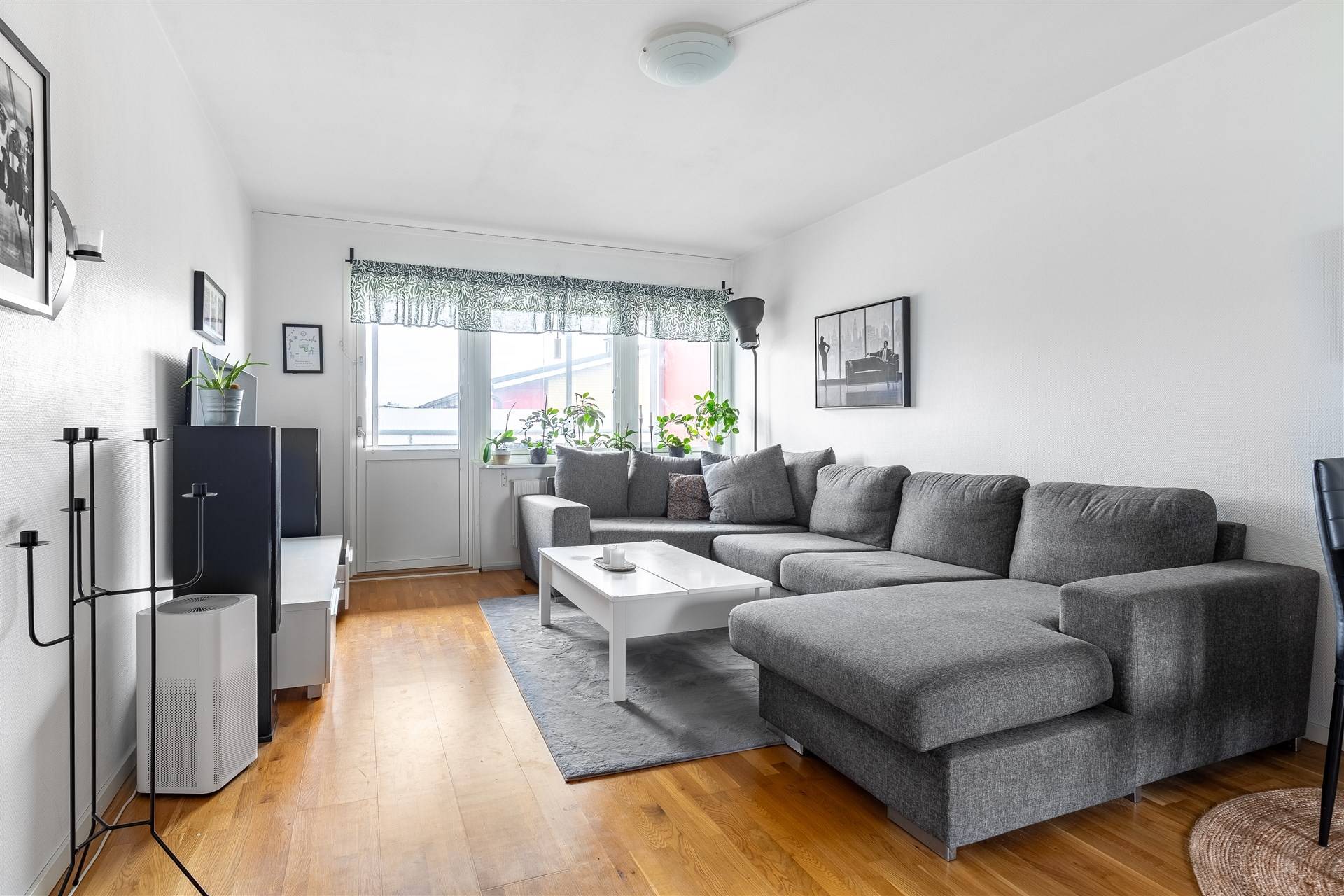 4 rum Lägenhet på Toftängsgatan 7i Toftängen - Virentofta - Husie Malmö kommun - bild 2